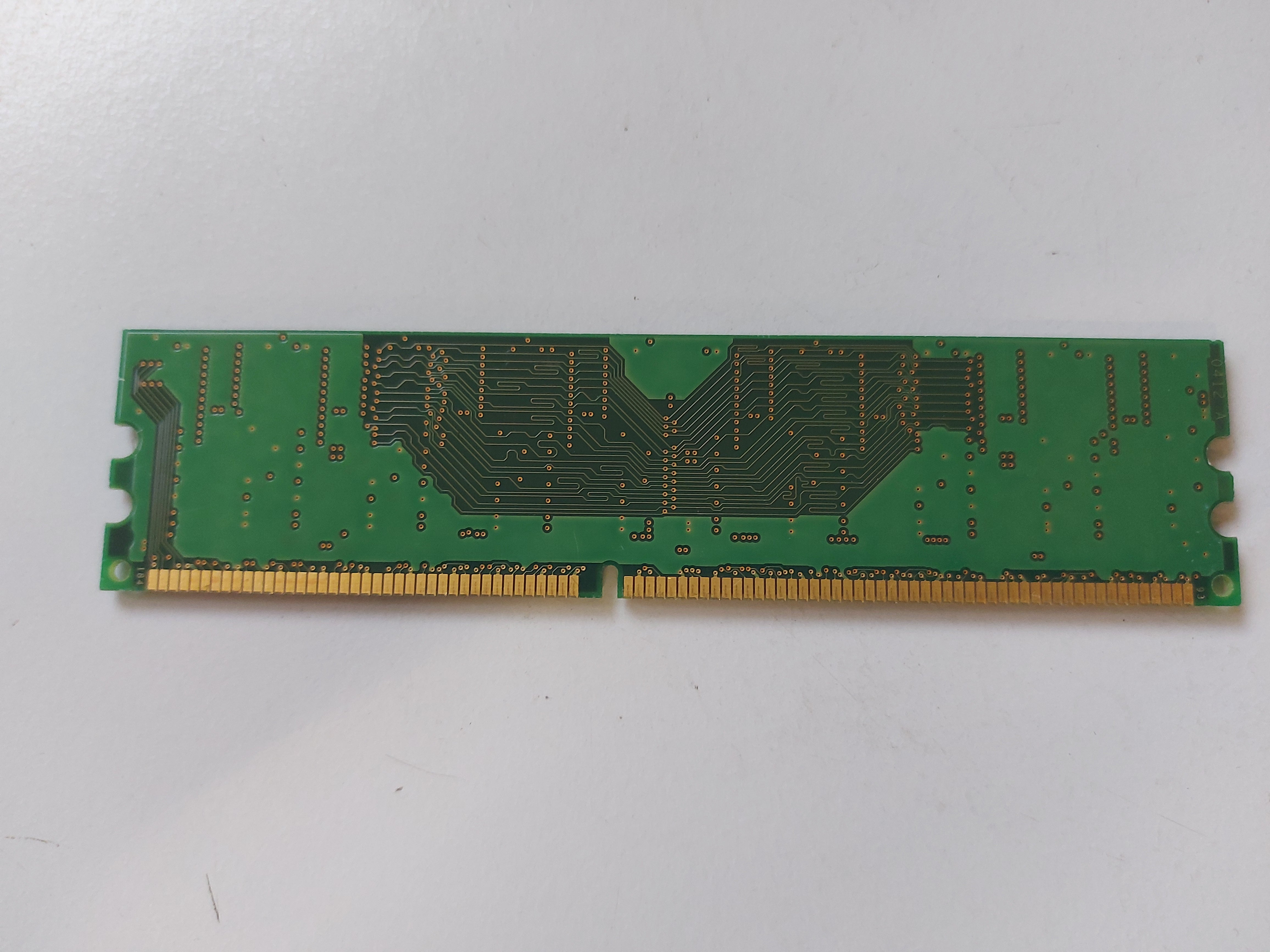 Micron 512MB PC3200 DDR-400MHz non-ECC Unbuffered CL3 184-Pin DIMM ( MT8VDDT6464AY-40BF4 ) REF