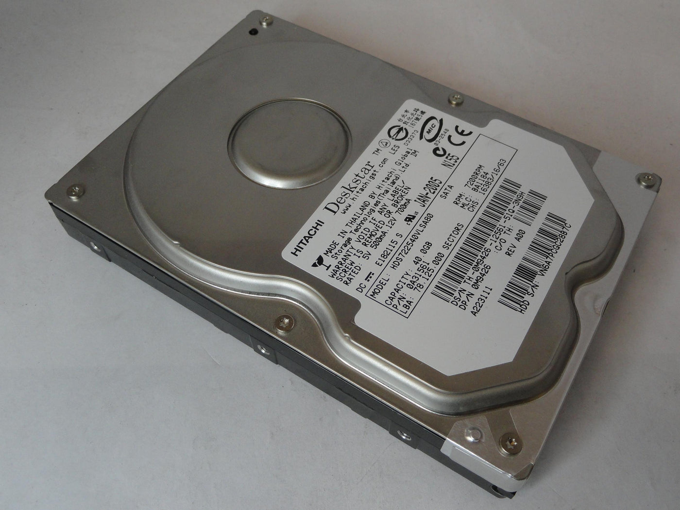 PR22829_0A31561_Hitachi Dell 40GB SATA 7200rpm 3.5in HDD - Image3