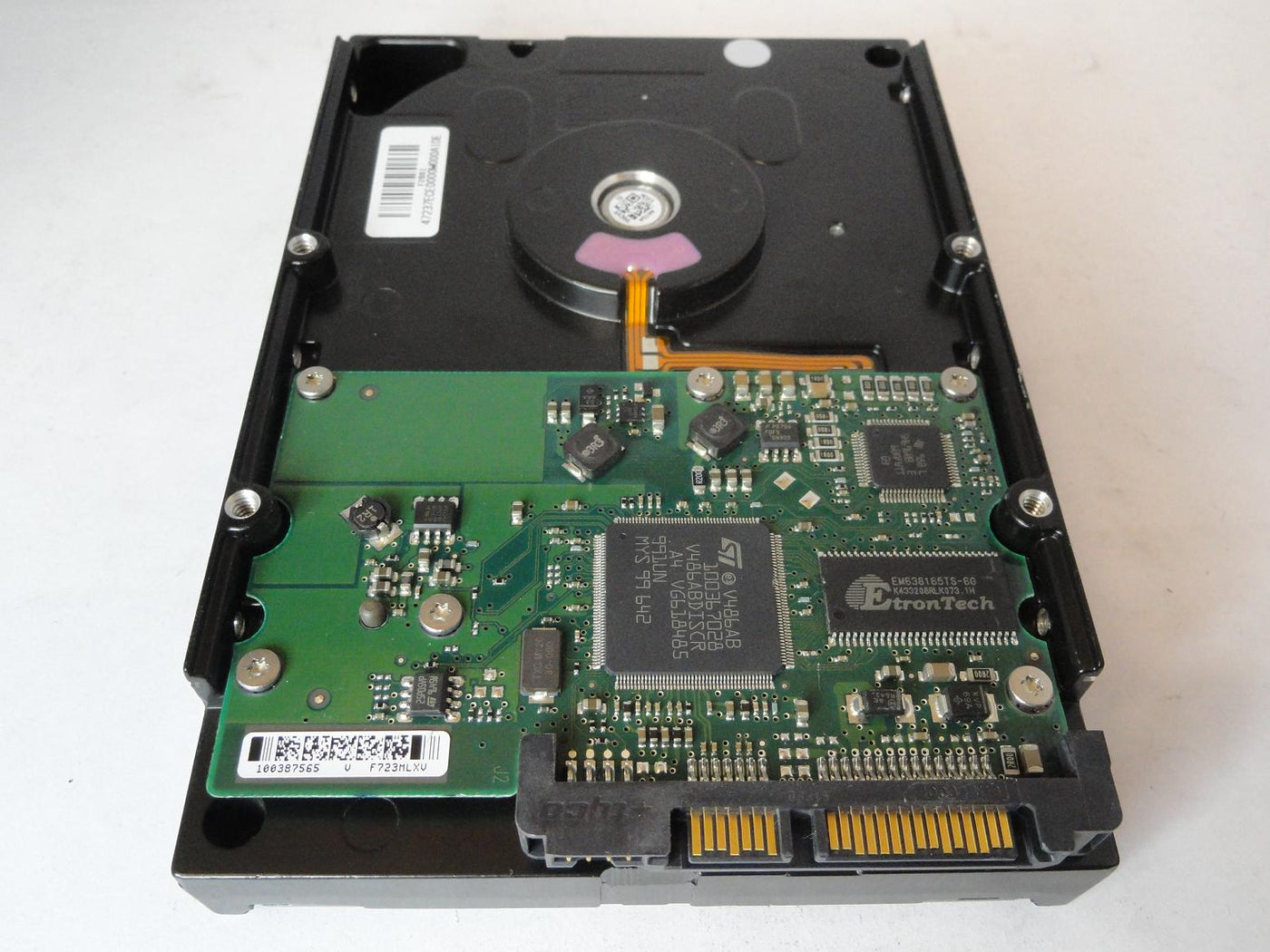 PR23739_9BD132-145_Seagate Sun 160GB SATA 7200rpm 3.5in HDD - Image2