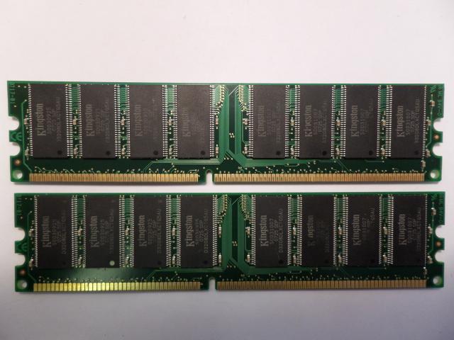 PR23907_KVR400X64C3AK2/1G_Kingston KIT 1GB (2pcs 512MB) PC3200 CL3 DDR DIMM - Image2