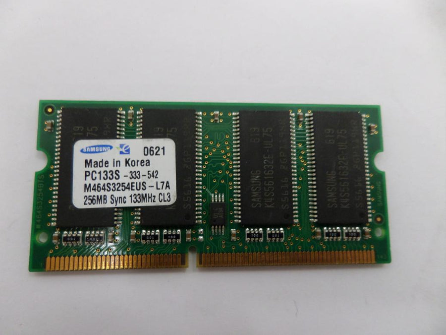 M464S3254EUS-L7A - Samsung 256MB 144p PC133 CL3 8c 16x16 non ECC Unbuffered SDRAM SODIMM - USED