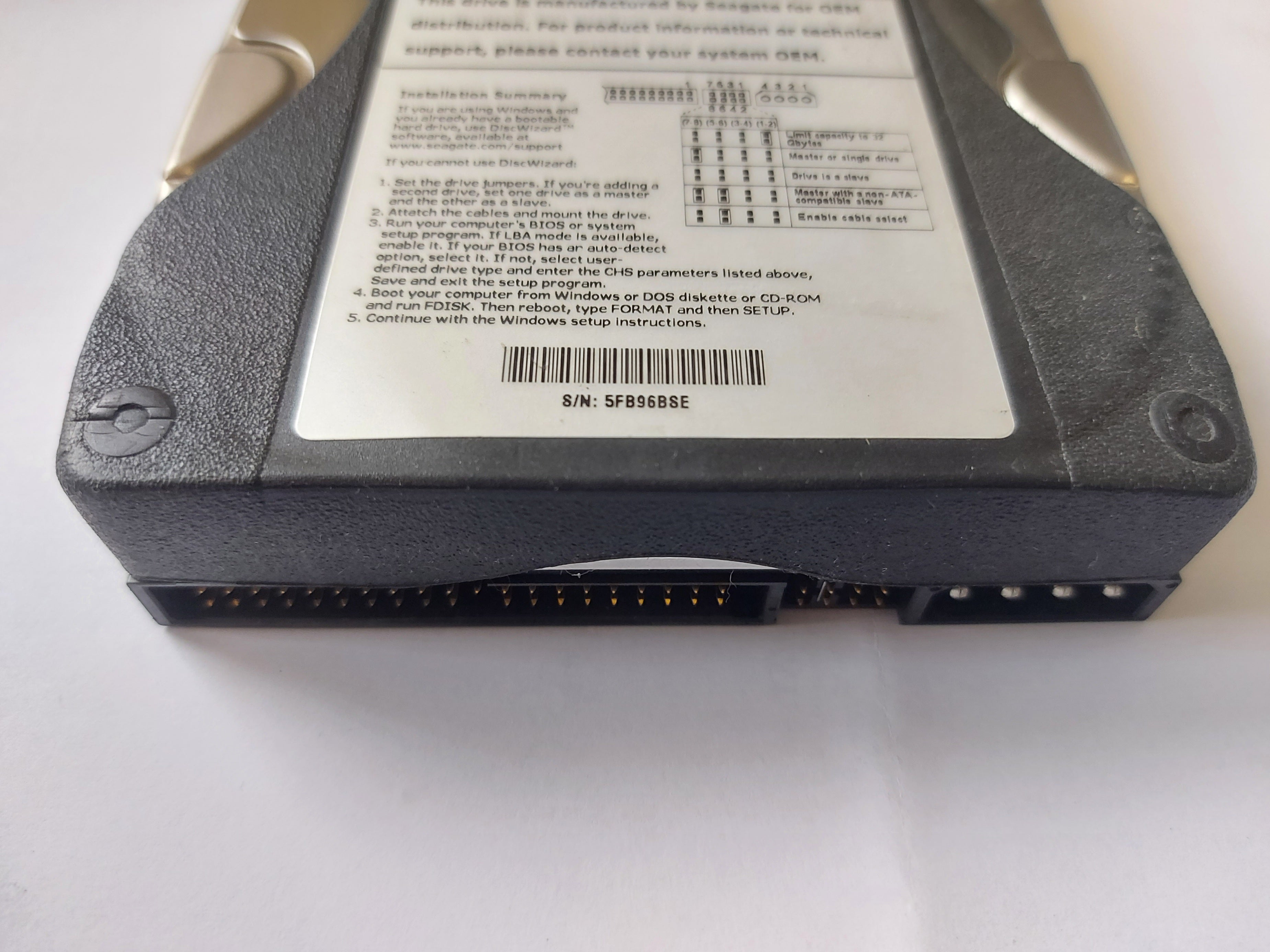 Seagate U6 40GB 5400RPM IDE 2MB Cache 3.5" Internal Hard Disk Drive ( ST340810A 9T7002-105 ) USED