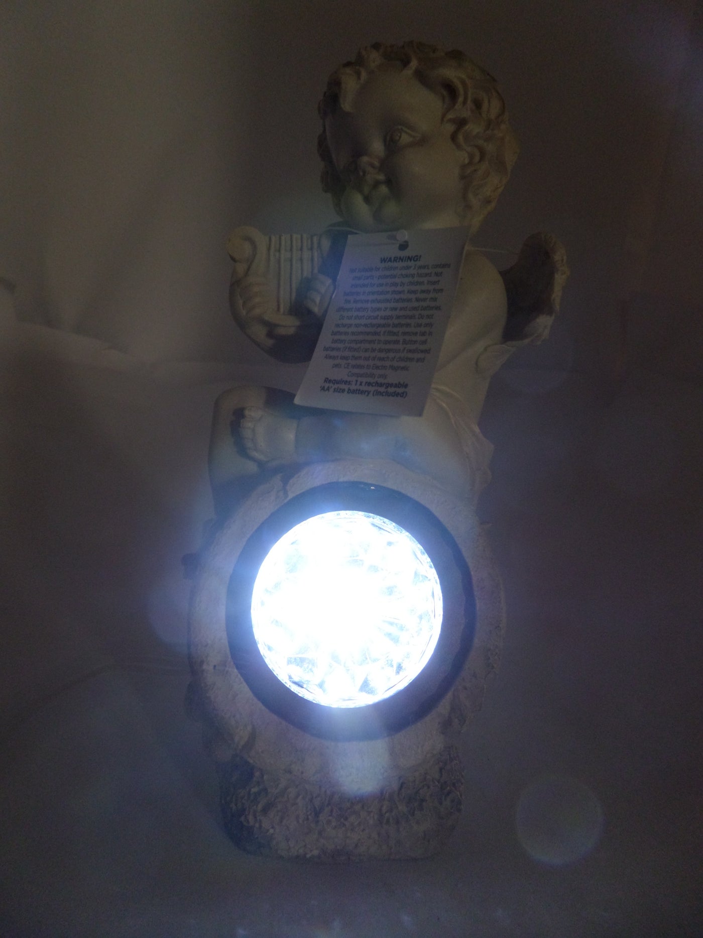 PR26255_BS122163_Premier cherub with solar white light - Image7
