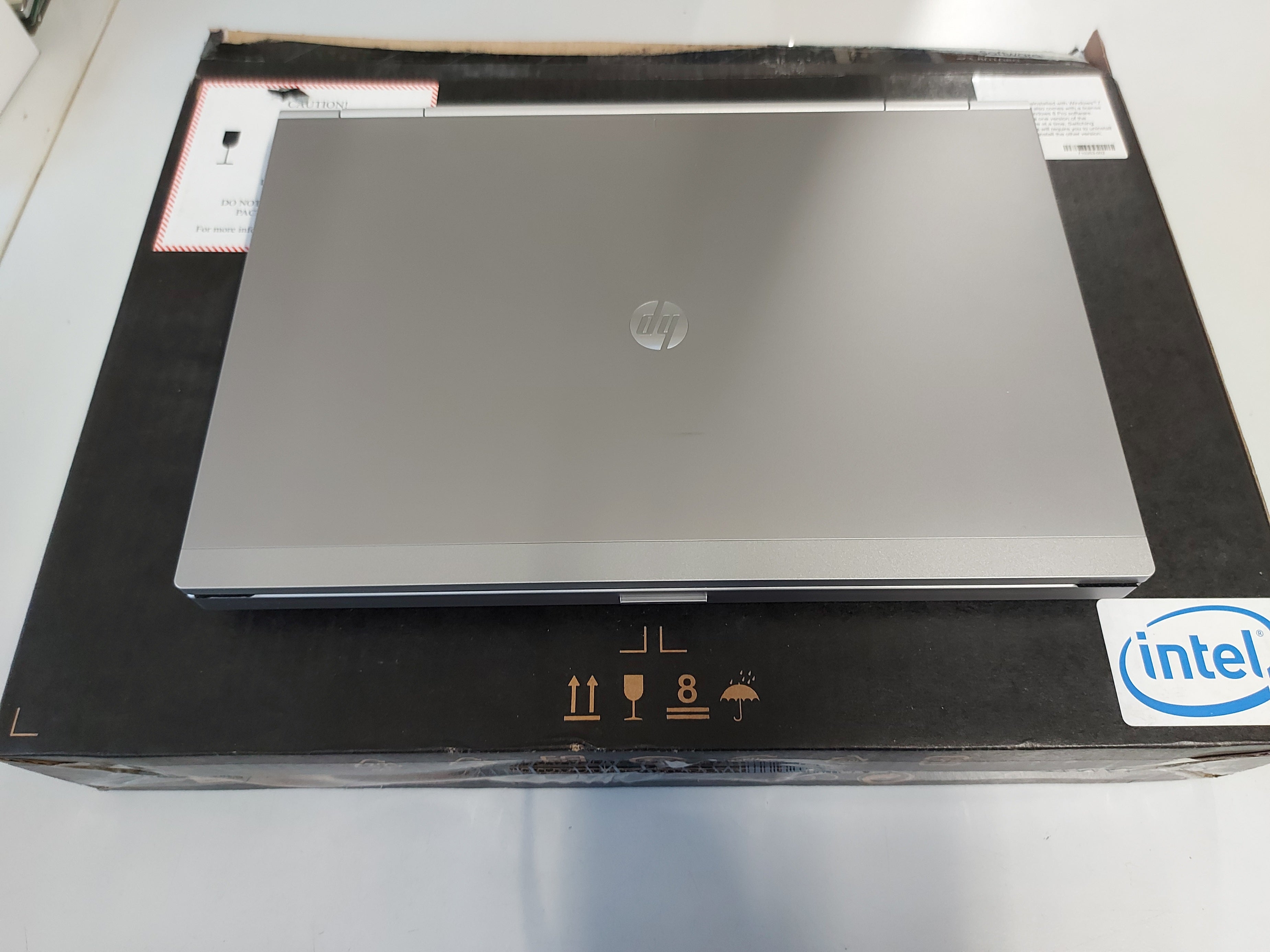 HP Elitebook 8470p 500GB HD 4GB RAM Core i5-3380M 2.9GHz DVDRW 14" Laptop ( H5E19ET#ABU ) USED