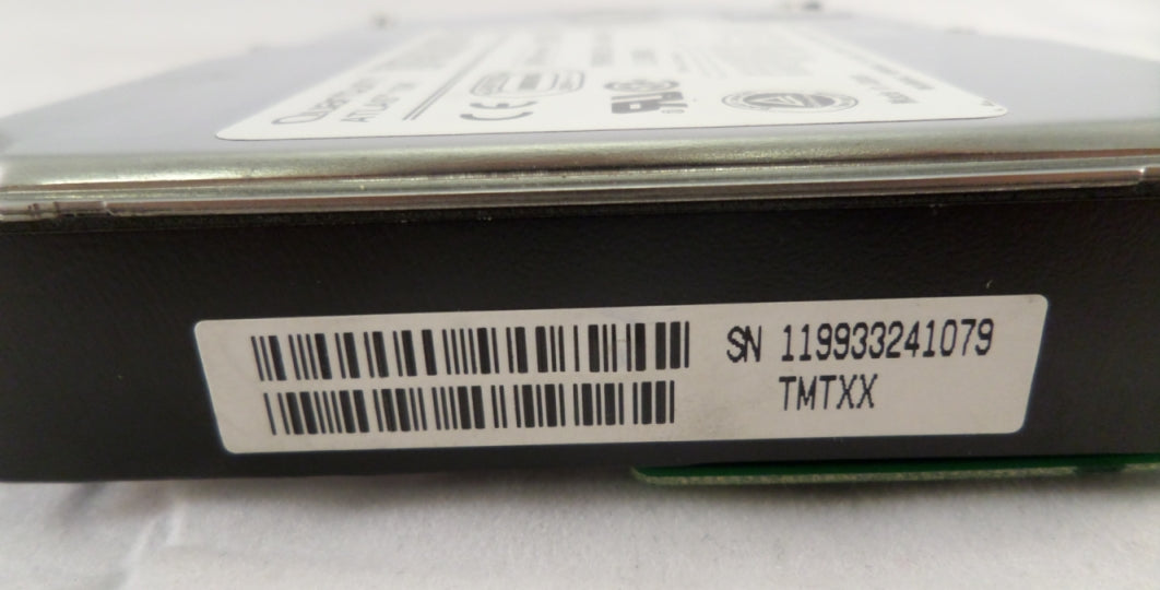 MC5805_TN09L461_Dell / Quantum 9.1GB SCSI 68PIN 10Krpm 3.5" HDD - Image4