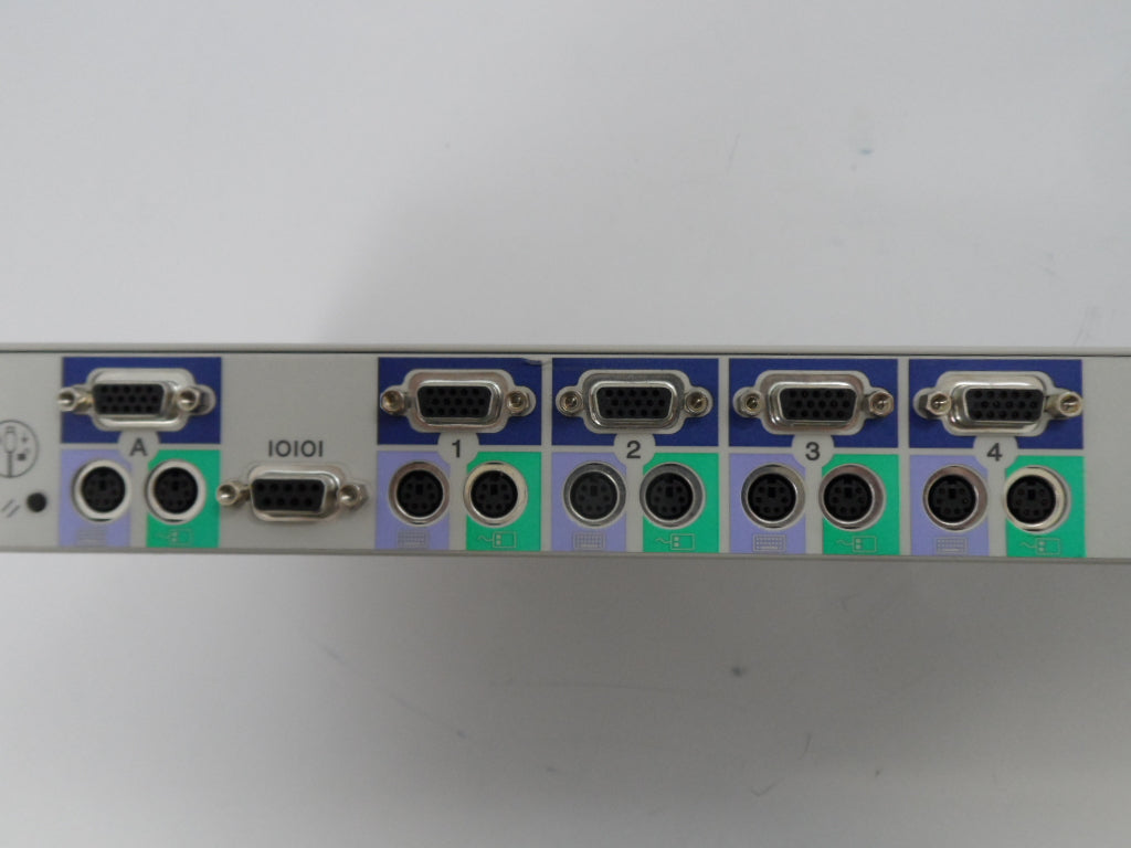 Compaq 4 Port KVM Switch ( 106-1655-01 Compaq )