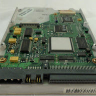 MC5952_VK22W881_Quantum 2.2GB SCSI 68 Pin 7200rpm 3.5" HDD - Image2