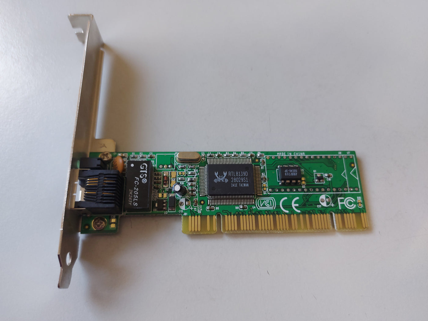 Generic 10/100 PCI Network Adapter Card ( PTC-101TX G3 GTS FC-205LS ) REF