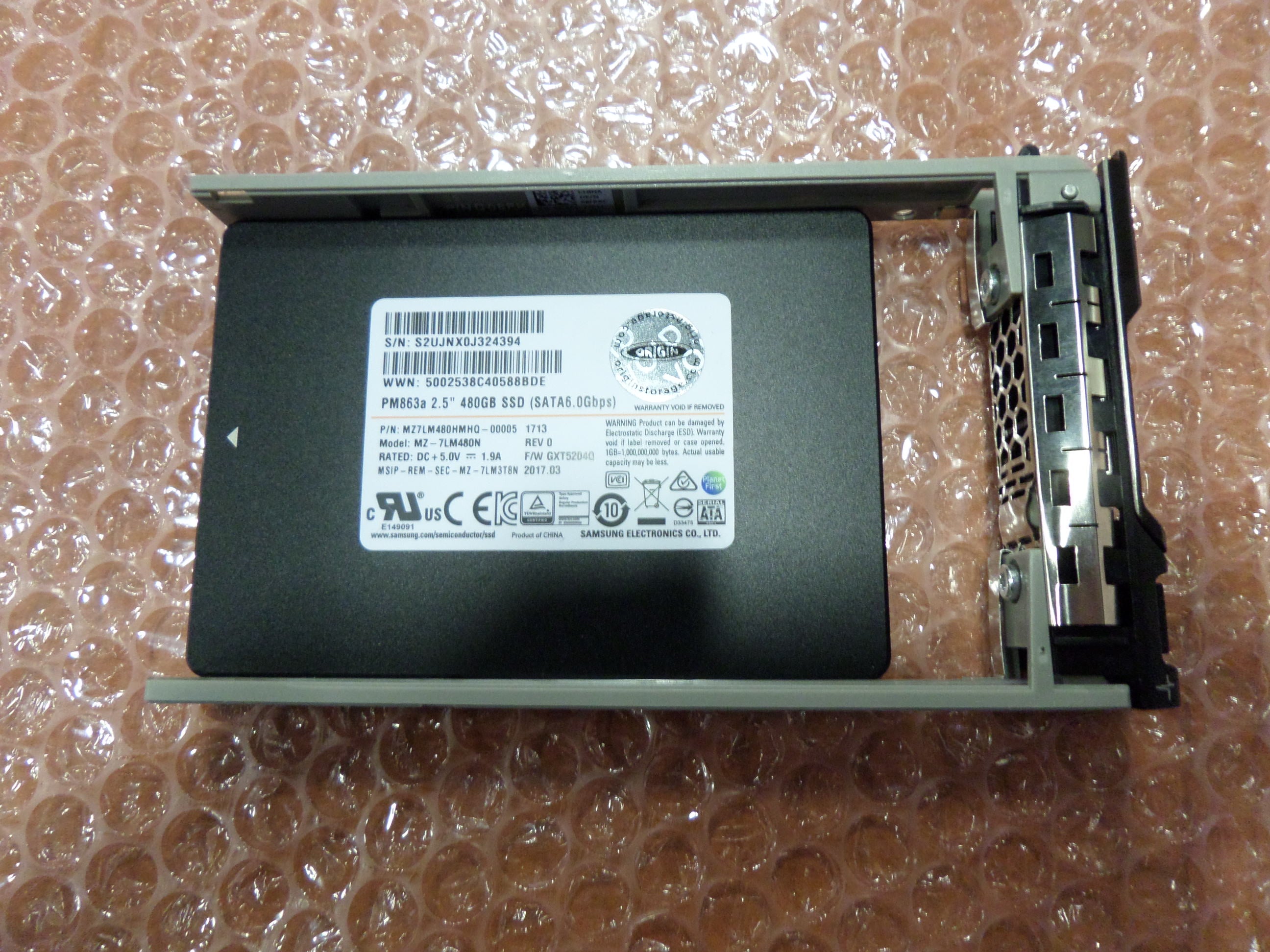 Origin Storage 480GB 2.5" SATA 480GB - solid state drives Serial ATA III, 2.5"( PN DELL480EMLCRI S16 NOB )