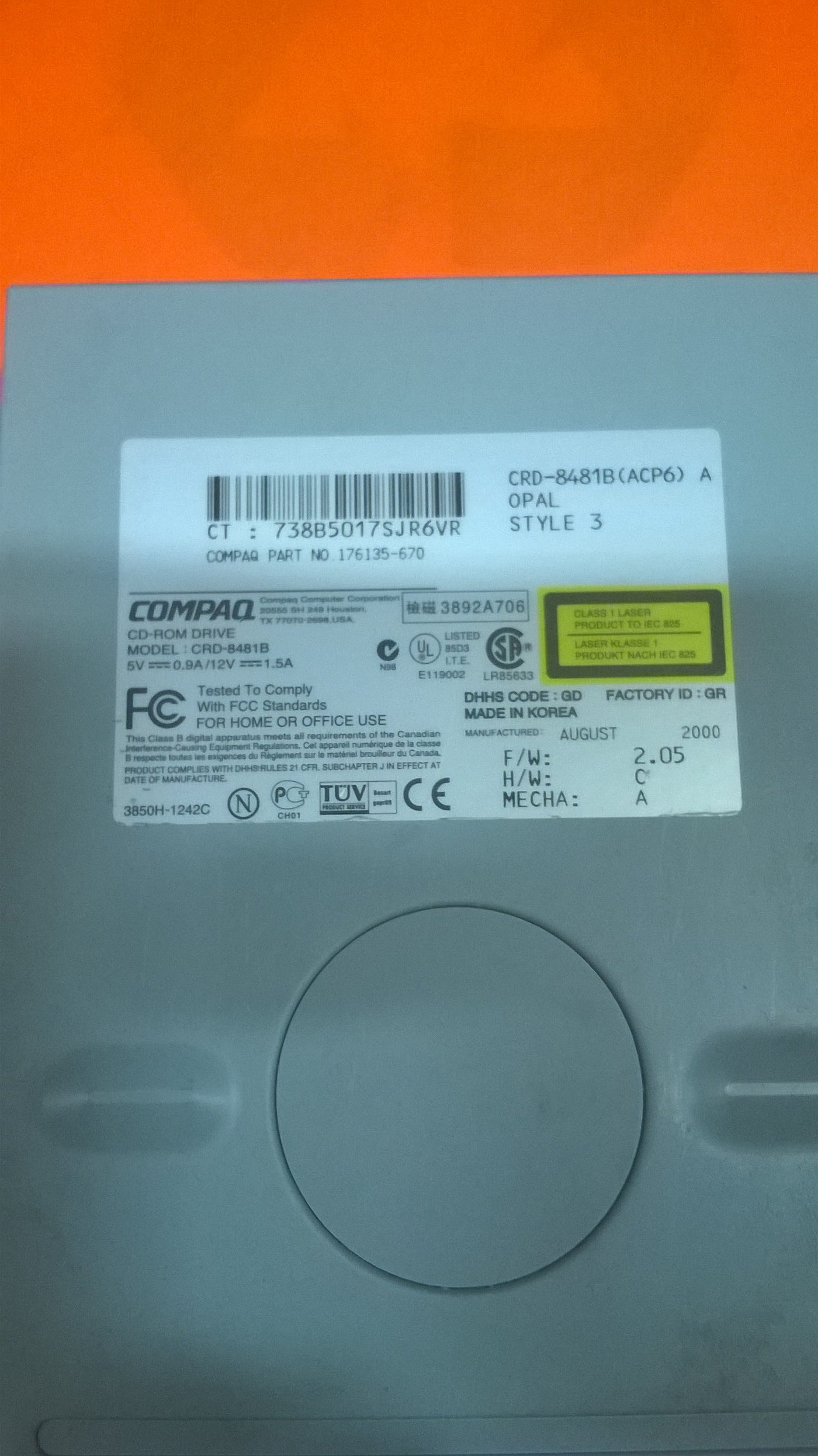 Compaq 48x CD-ROM Drive ( CRD-8481B   Compaq PN 176135-670 )