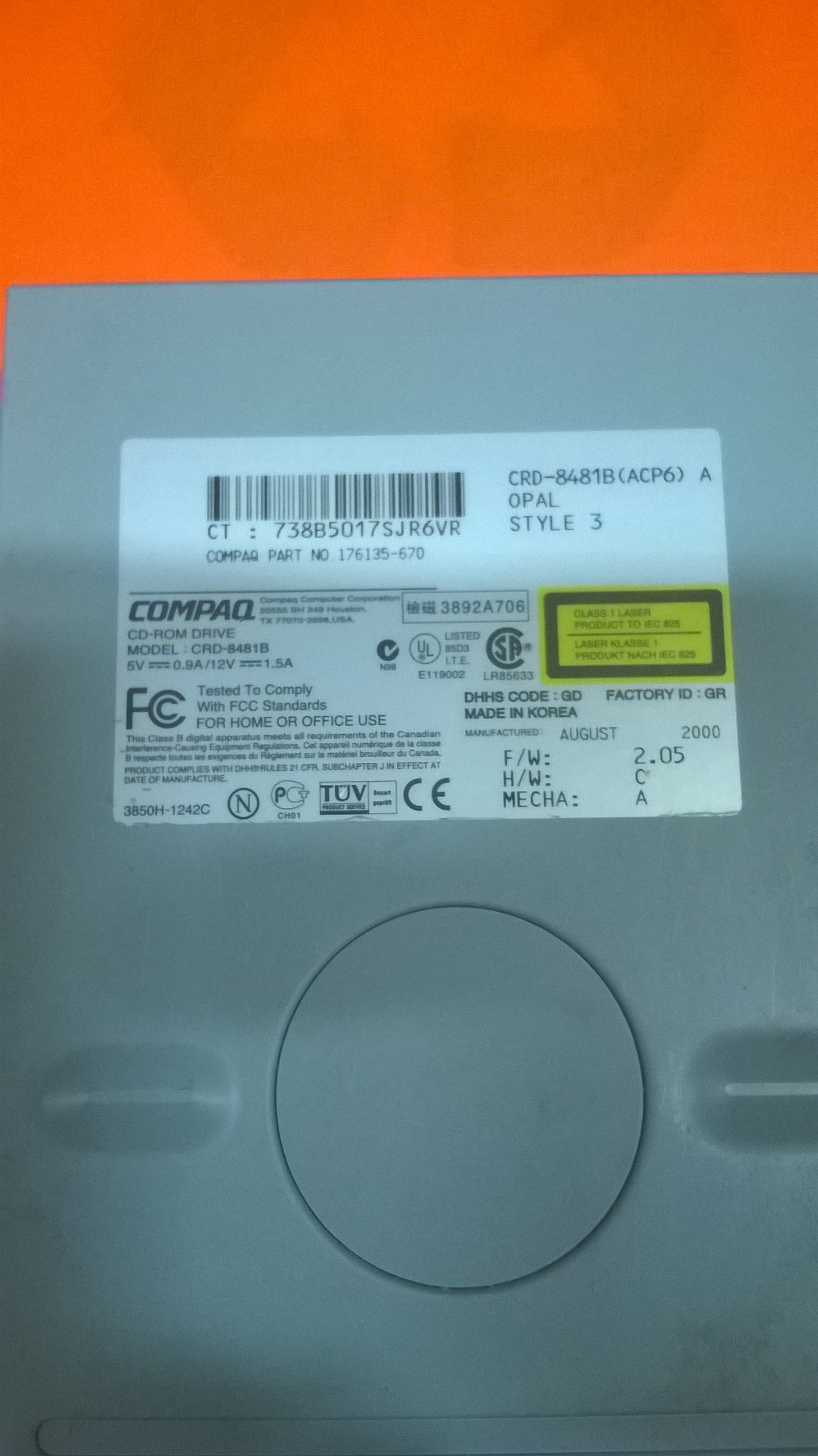 Compaq 48x CD-ROM Drive ( CRD-8481B   Compaq PN 176135-670 )