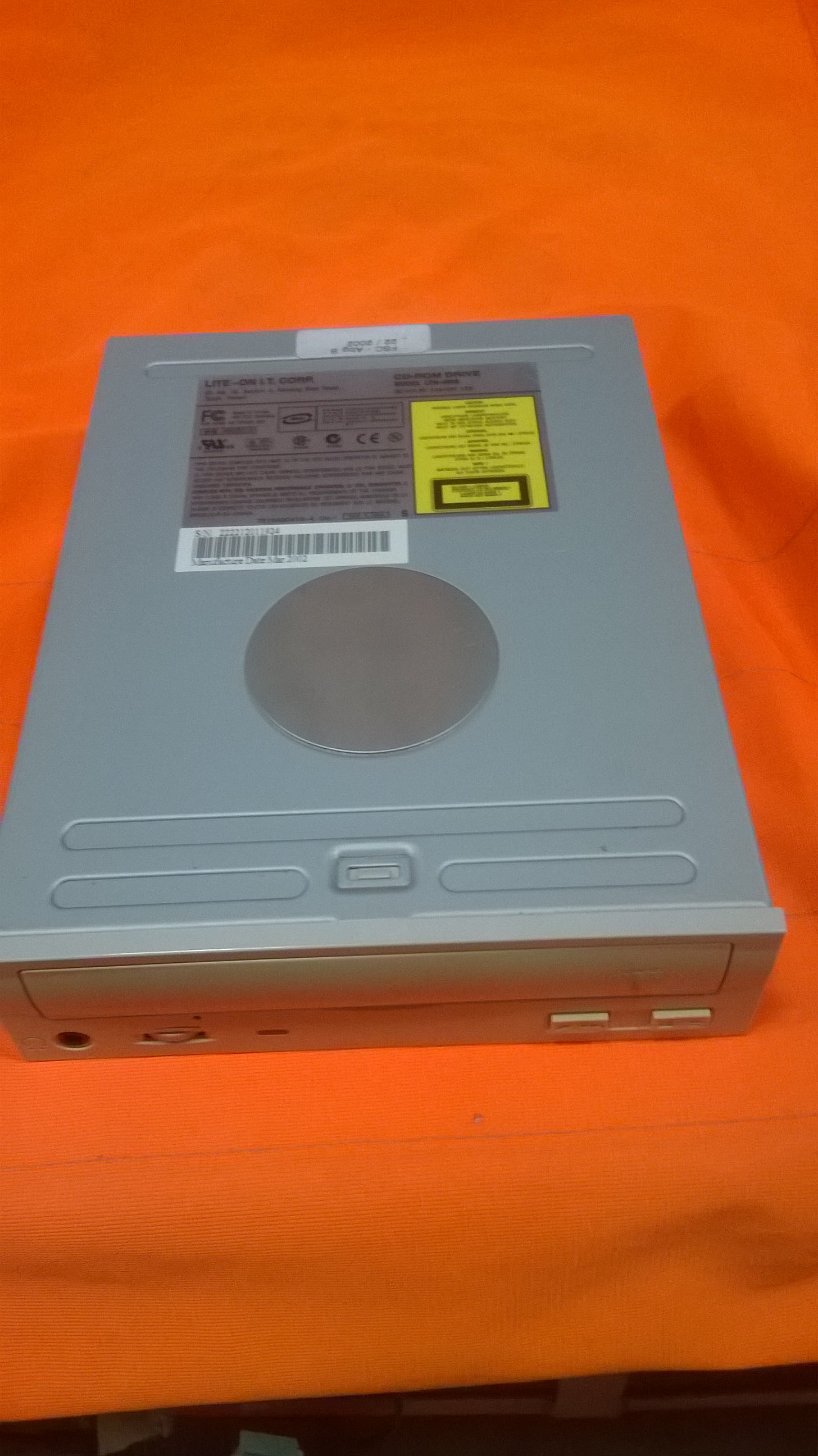 Lite-On 48x Internal IDE CD ROM Black ( LTN-486S  176135-ED0 LTN-486S-CA2   Lite-On Compaq )