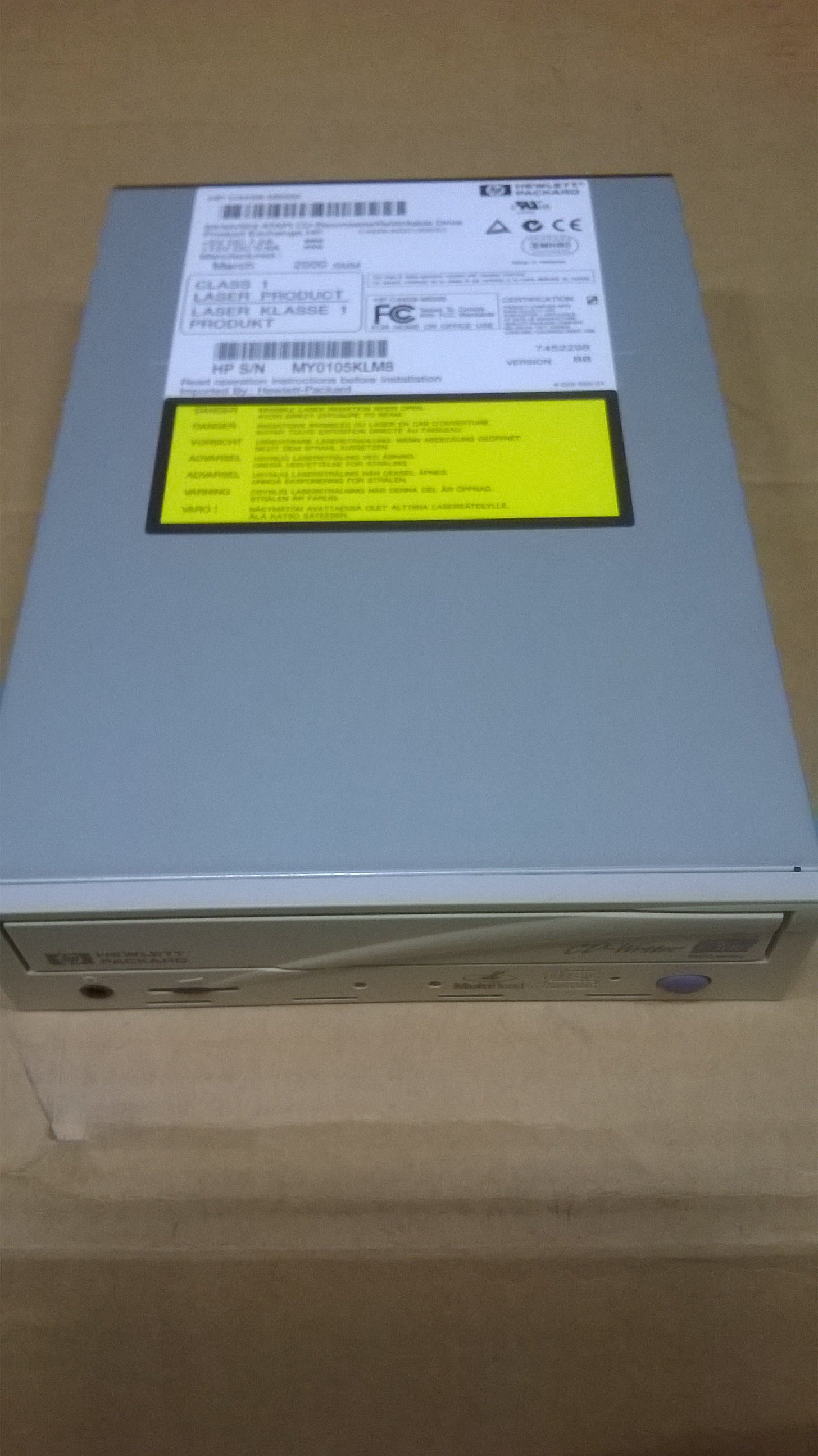 HP CD-Writer Plus 9100 Series C4459-56000 ( C4459-56000 C4459-56000    HP )