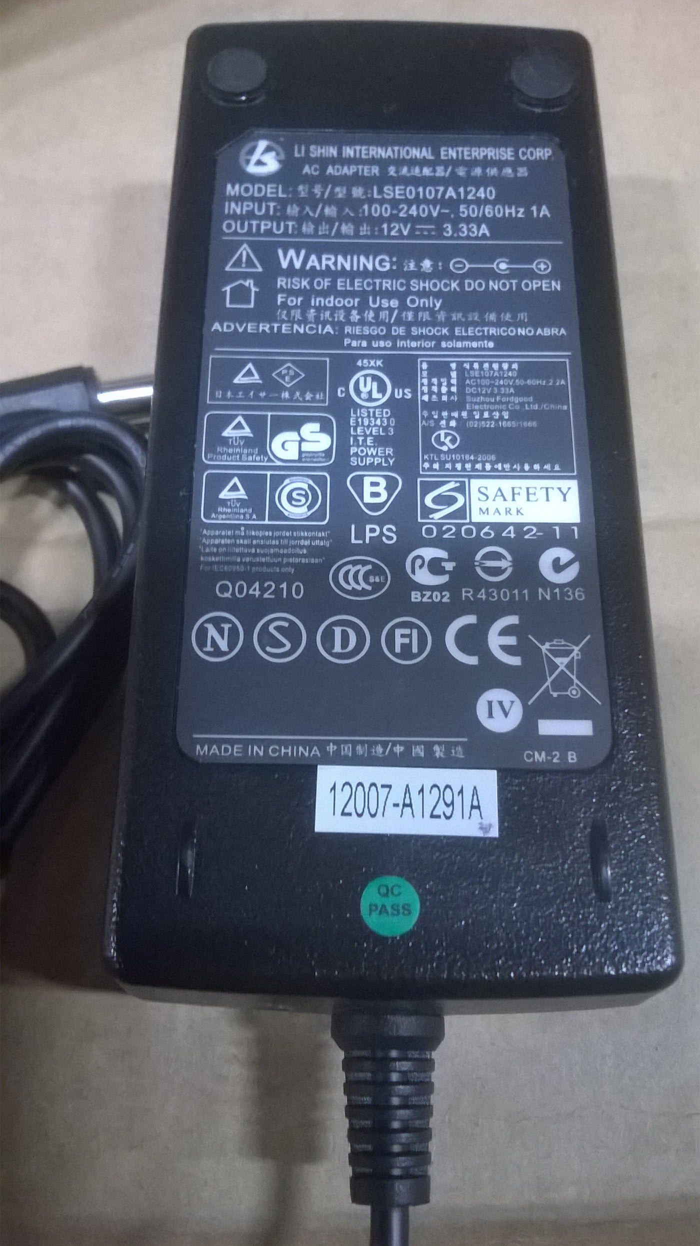 LI SHIN AC ADAPTER MODEL NO 12 VOLT 3.33 AMPS( LSE0107A1240 NEW)