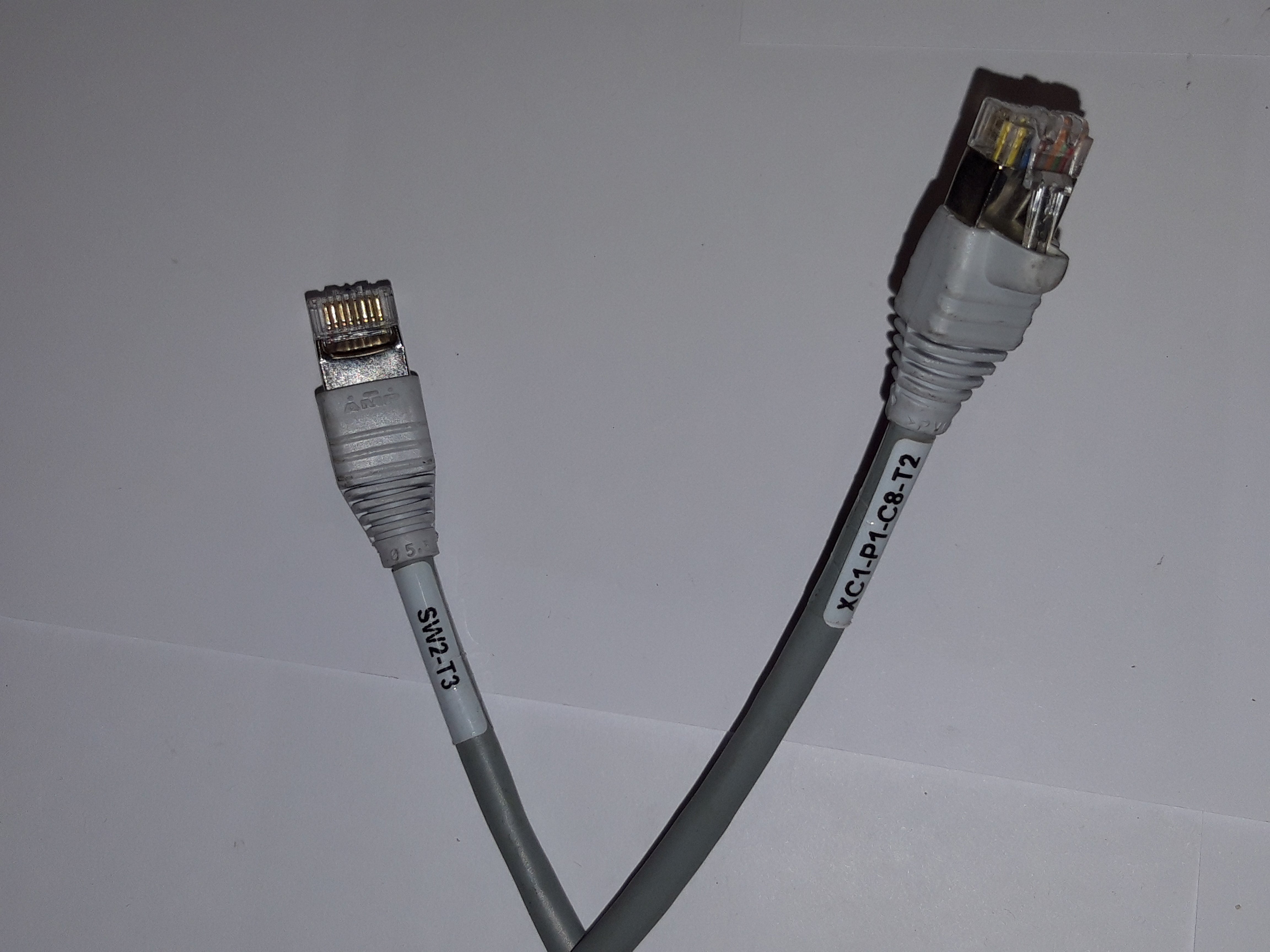 IBM Cable CEC 1 (Upper) to Ethernet Grey 1.1m (22R0995 USED)