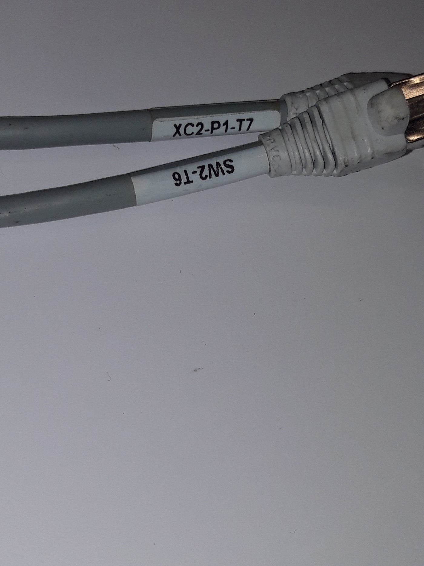 IBM Cable CEC 2 to Ethernet Grey 1.2m (22R0998 USED)