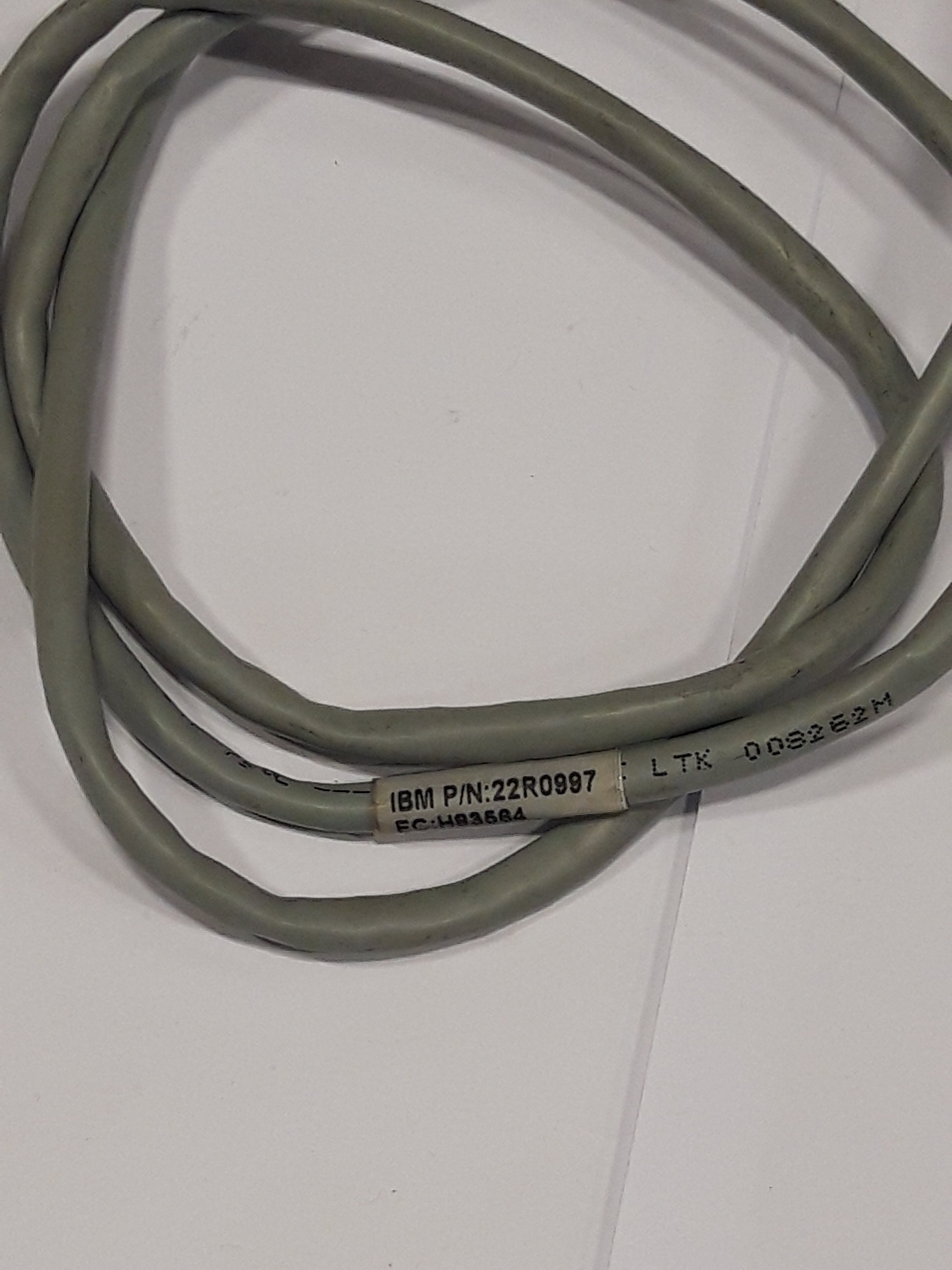 IBM Cable CEC 1 (Upper) to Ethernet Grey 1.0m (22R0997 USED)