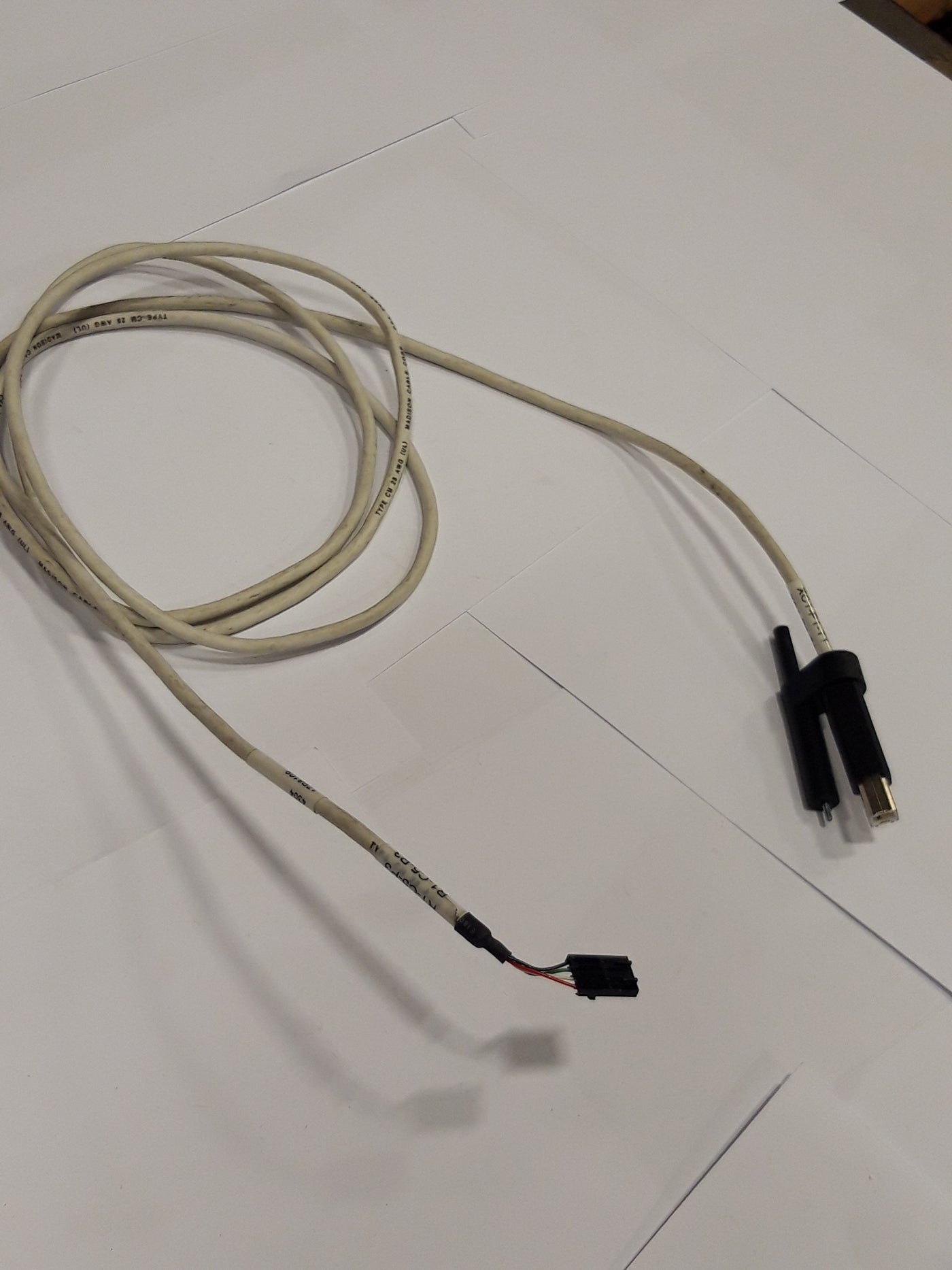IBM 17P8109 R1-c5 Ds8000 2107 Cable (17P8109 USED)