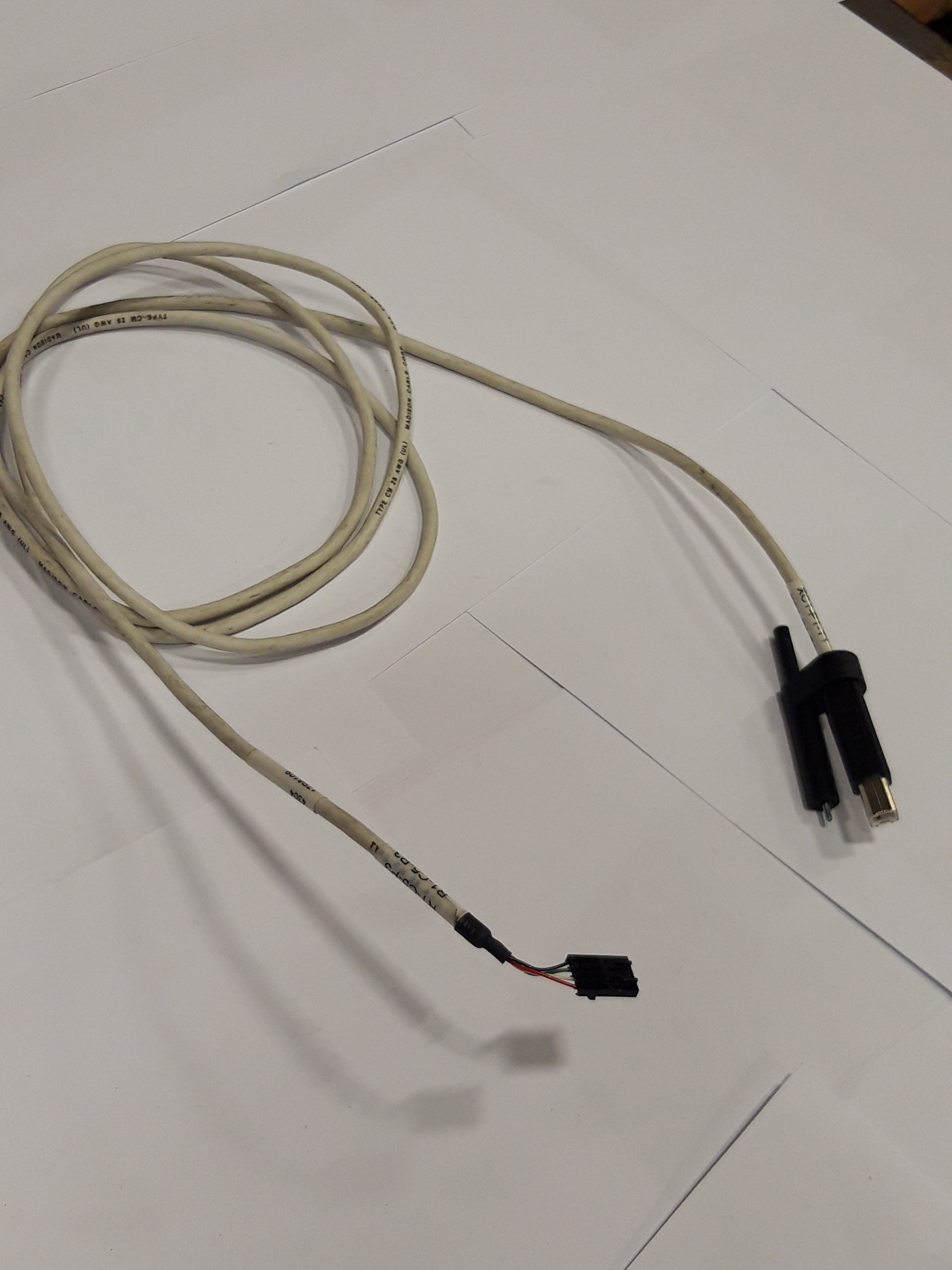 IBM 17P8109 R1-c5 Ds8000 2107 Cable (17P8109 USED)