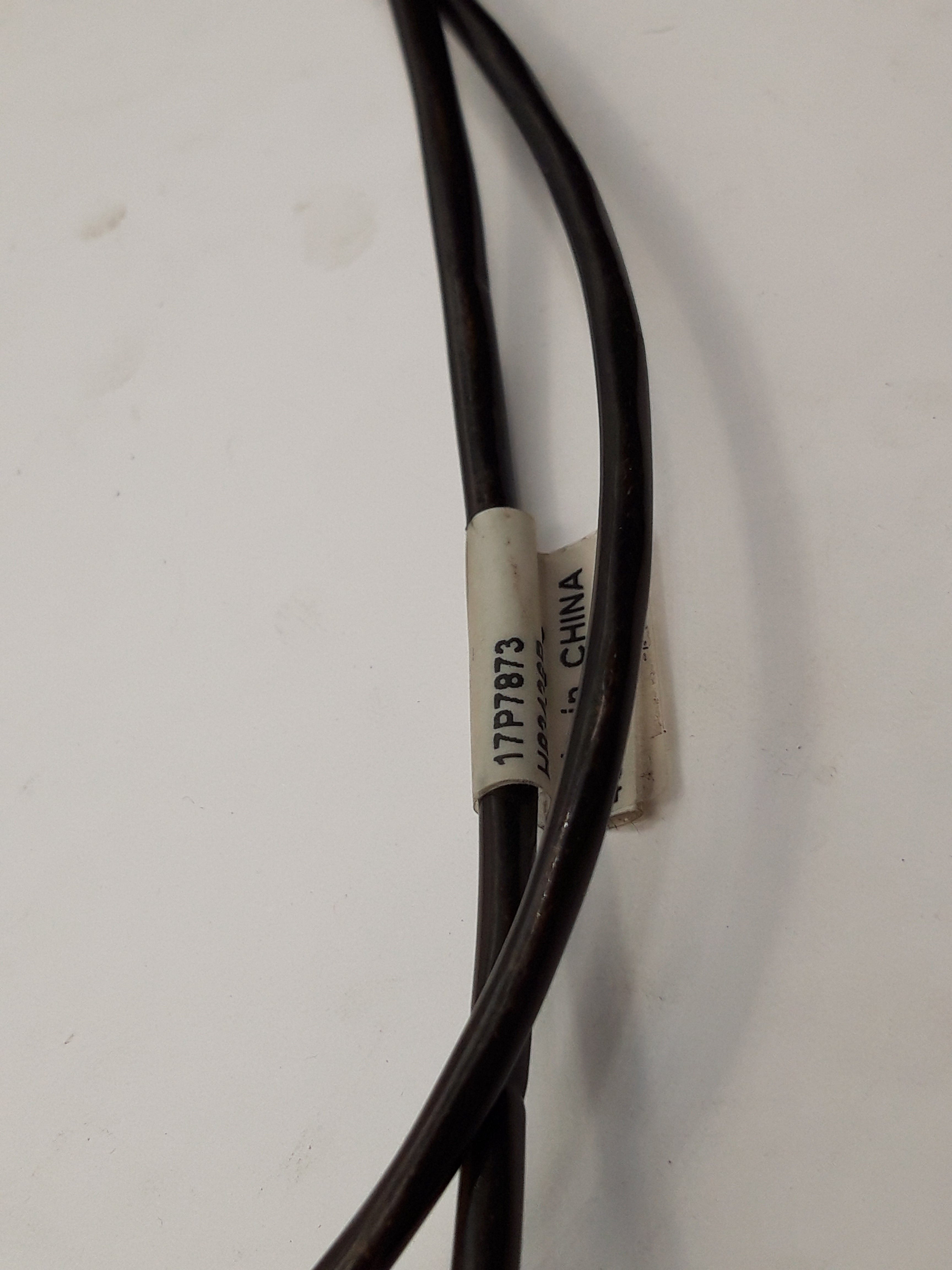 IBM DS8000 CABLE (17P7873 USED)