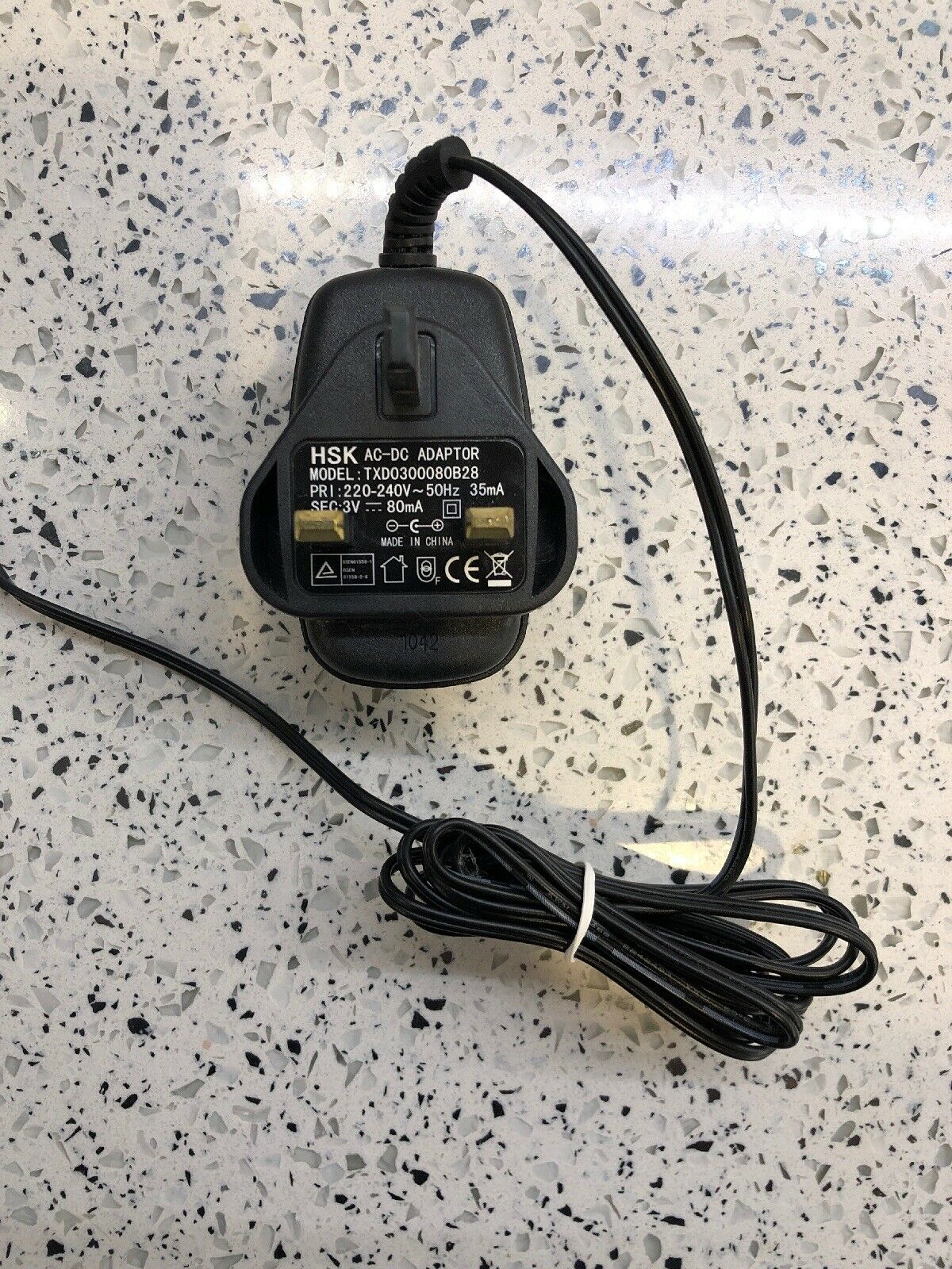 HSK AC DC ADAPTOR (TXD0300080B28 NEW)
