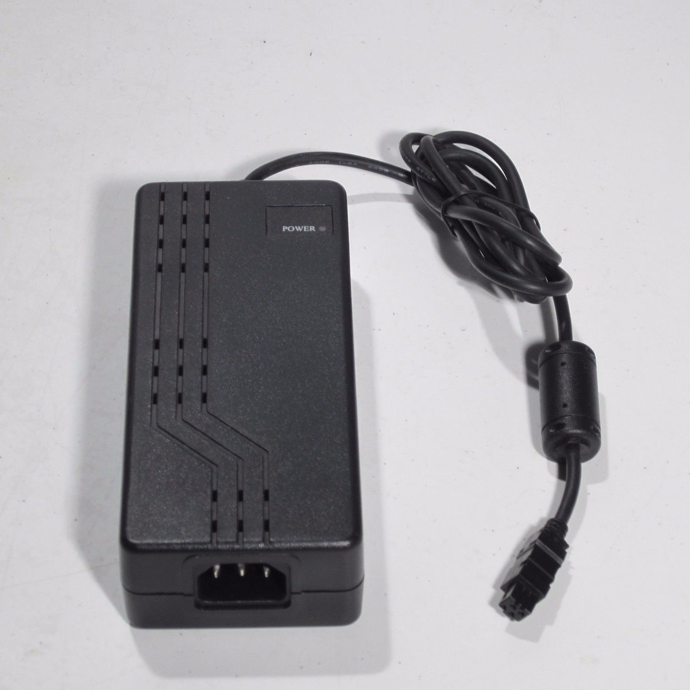 ILAN  20VDC 3.25A 65W 4-PIN POWER SUPPLY/AC ADAPTER (F1900 USED)