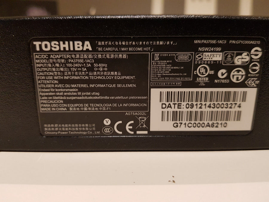 TOSHIBA AC/DC Adaptor (PA3755E 1AC3 USED)