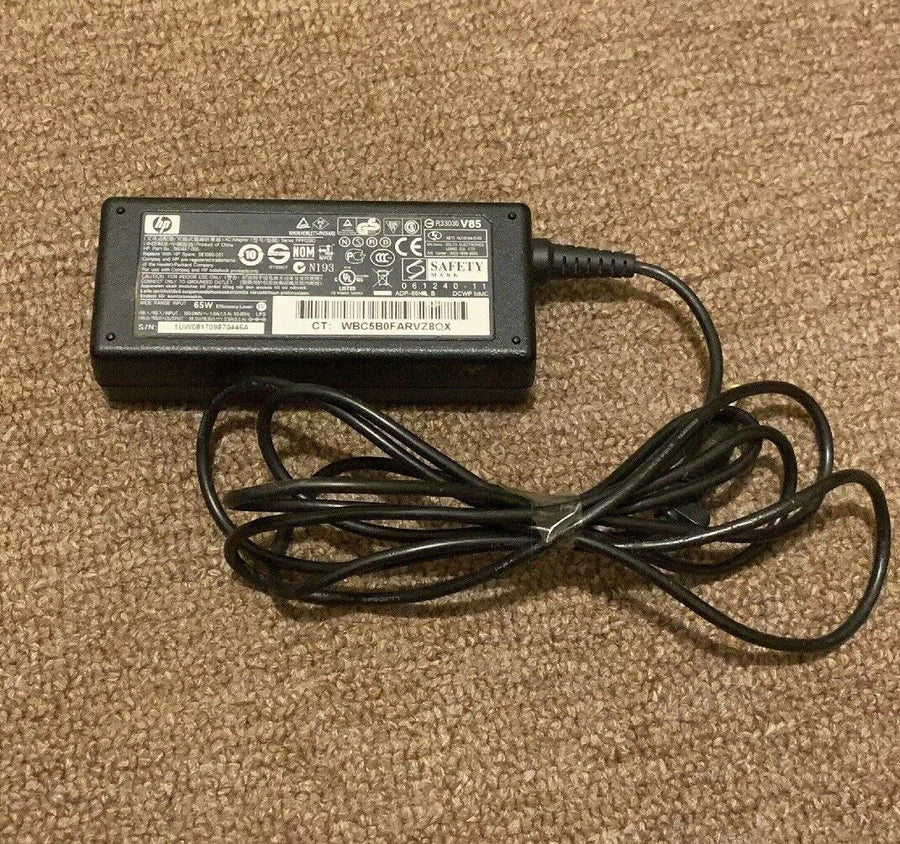 HP AC Adapter Power Supply Charger (380467-005 USED)