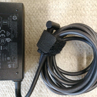 HP AC ADAPTER HSTNN-LA40 IN 240 V 1.1A OUT 19.5V 2.3A ( 854054-001 USED )