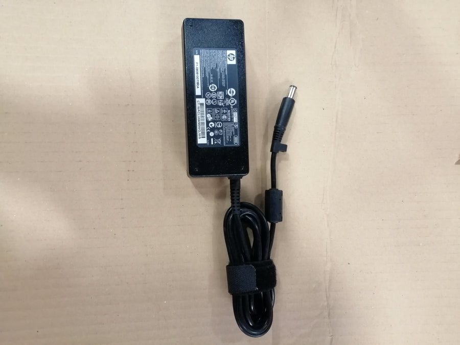 HP AC ADAPTER PPP012H-S IN 240V 1.5A OUT 19V 4.74A (463553-002 used )