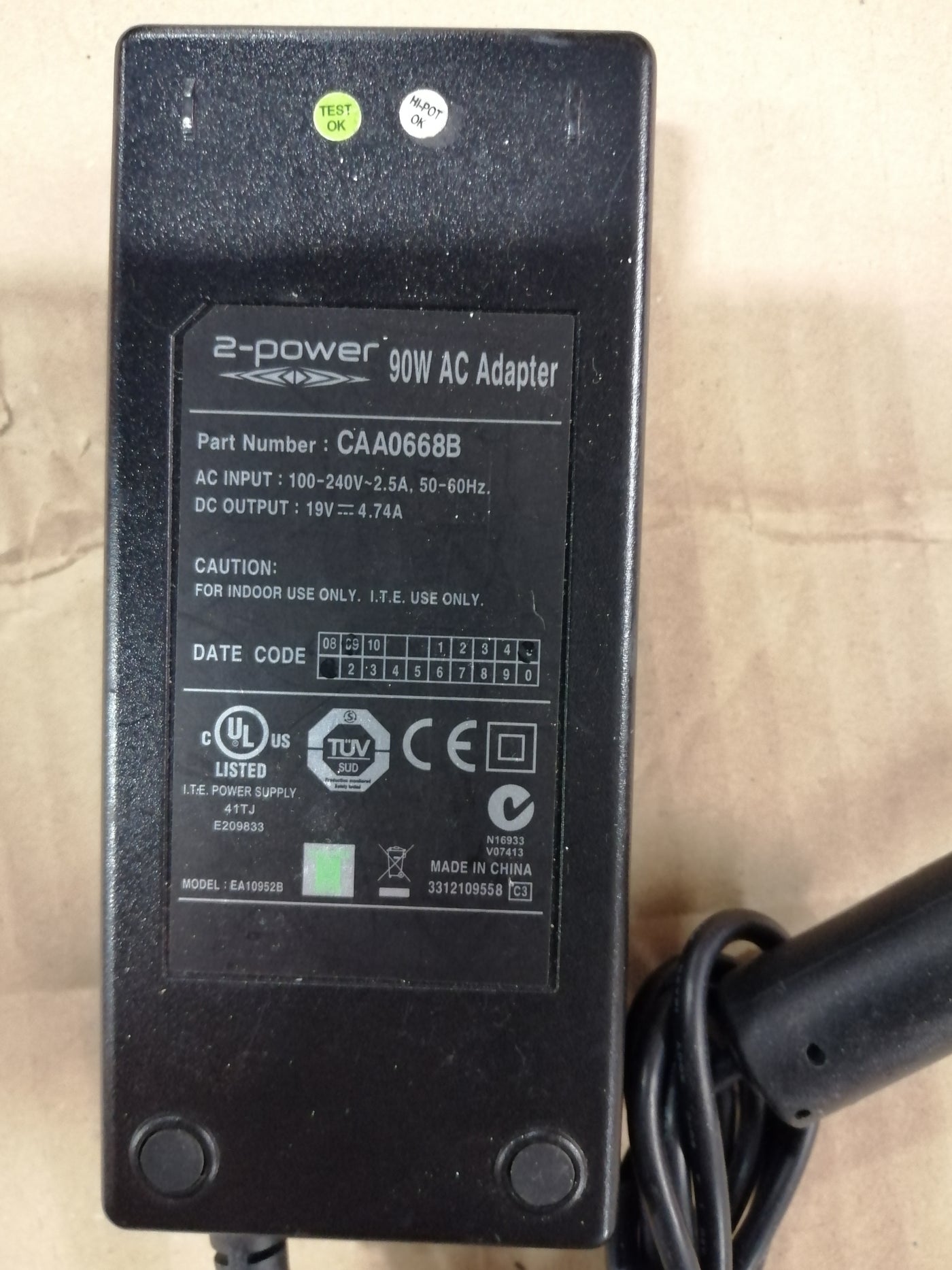 2 POWER 90W AC ADAPTER IN 240V 2.5A OUT 19V 4.74 ( CAA0668B USED )