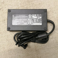 HP Z BOOK 17 ADAPTER  IN 240V 2.9A OUT 19.5V 10.3A (815680-002 USED )