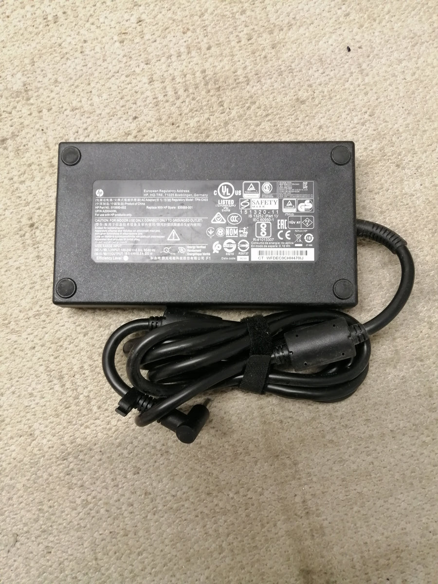 HP Z BOOK 17 ADAPTER  IN 240V 2.9A OUT 19.5V 10.3A (815680-002 USED )