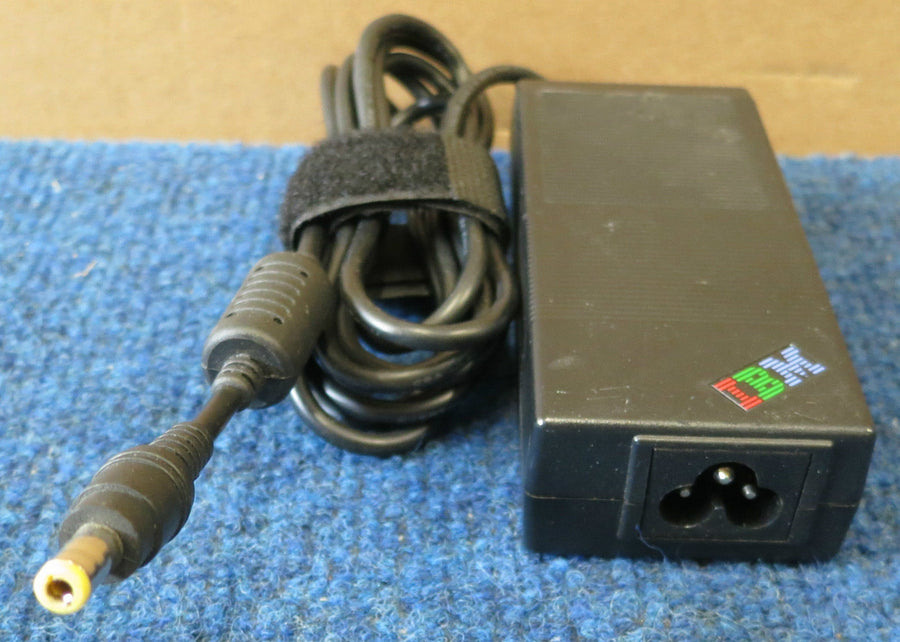 IBM AC Adaptor 90W (92P1107 USED)