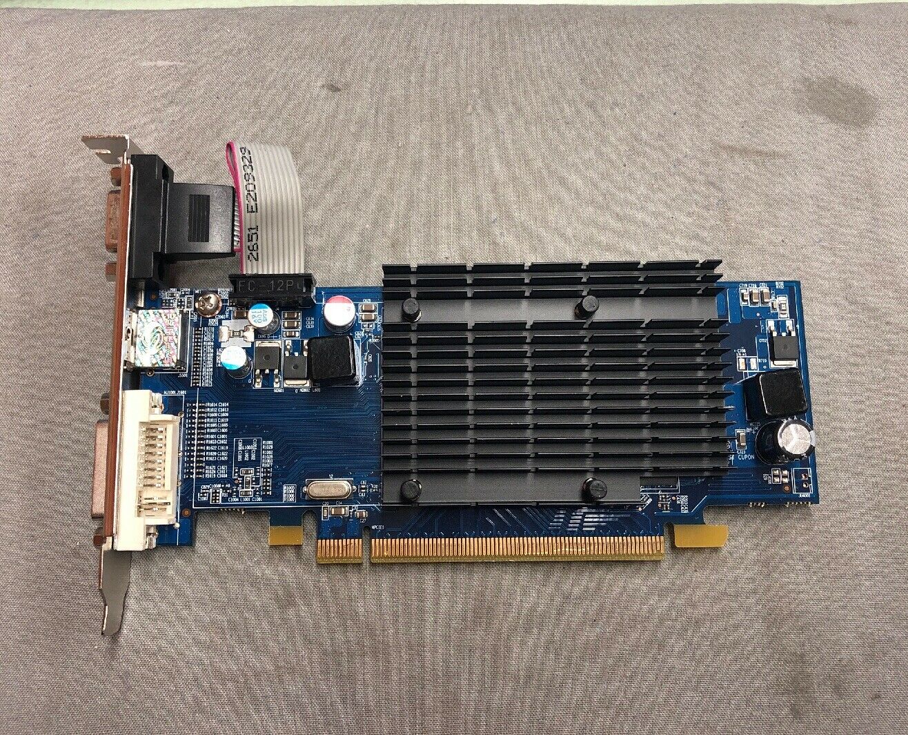 ATI Radeon HD4350 Video Card 512MB DDR2 288-BES13-A00SA 11142-07 (HD4350 288-BES13-A00SA USED)