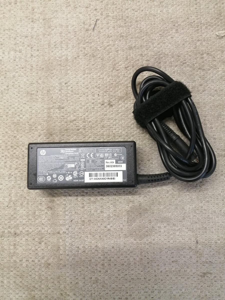 HP AC POWER ADAPTER PPP009L-E IN 240V 1.6A OUT 19.5V 3.33A ( 677774-001 USED )