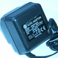 UBRANDED AC/DC Adaptor 9V (B090030D25 USED)