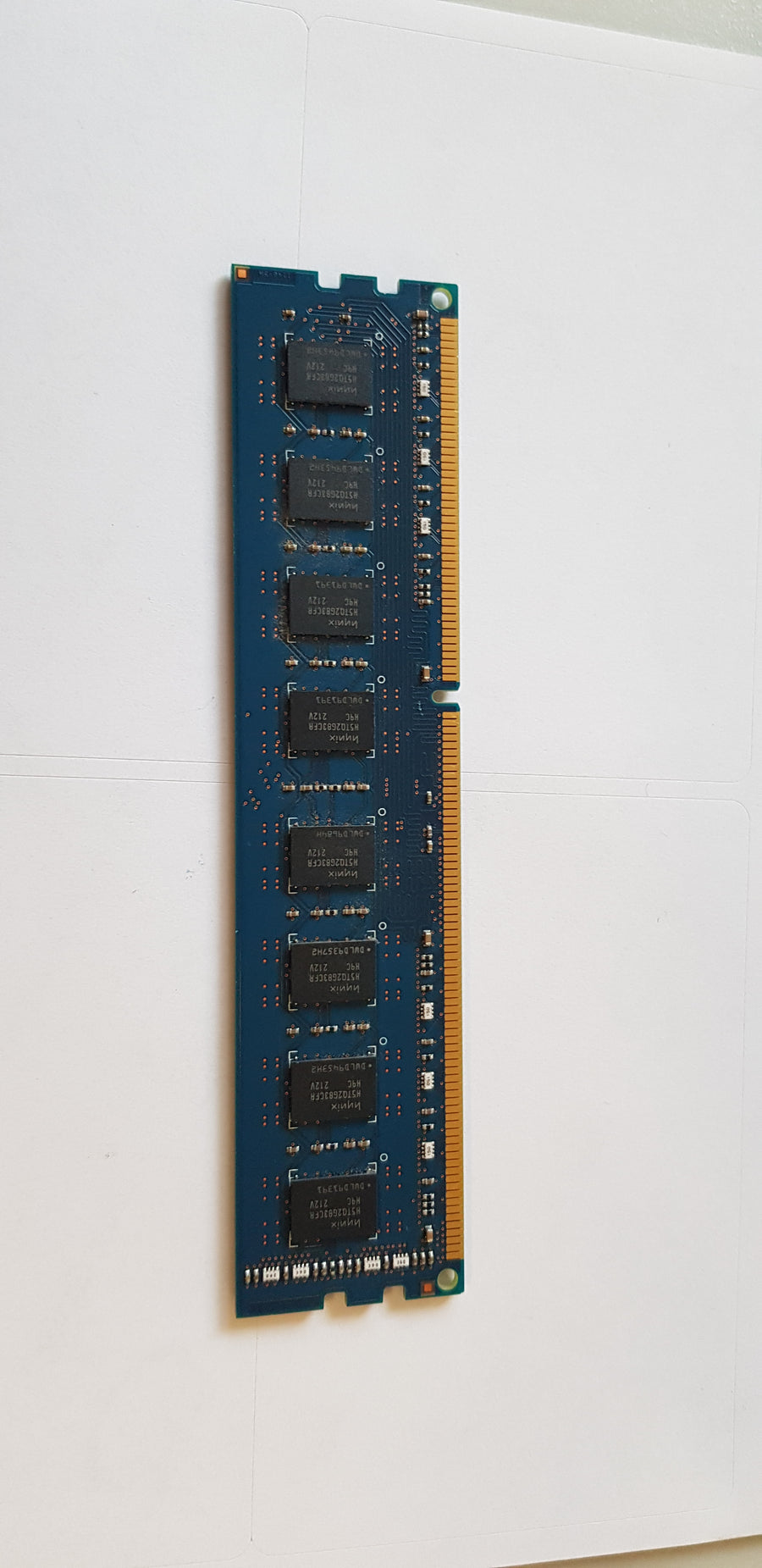 Hynix 4GB 2Rx8 PC3-10600U DDR3 NonECC 240Pins DIMM Memory Module (HMT351U6CFR8C-H9)