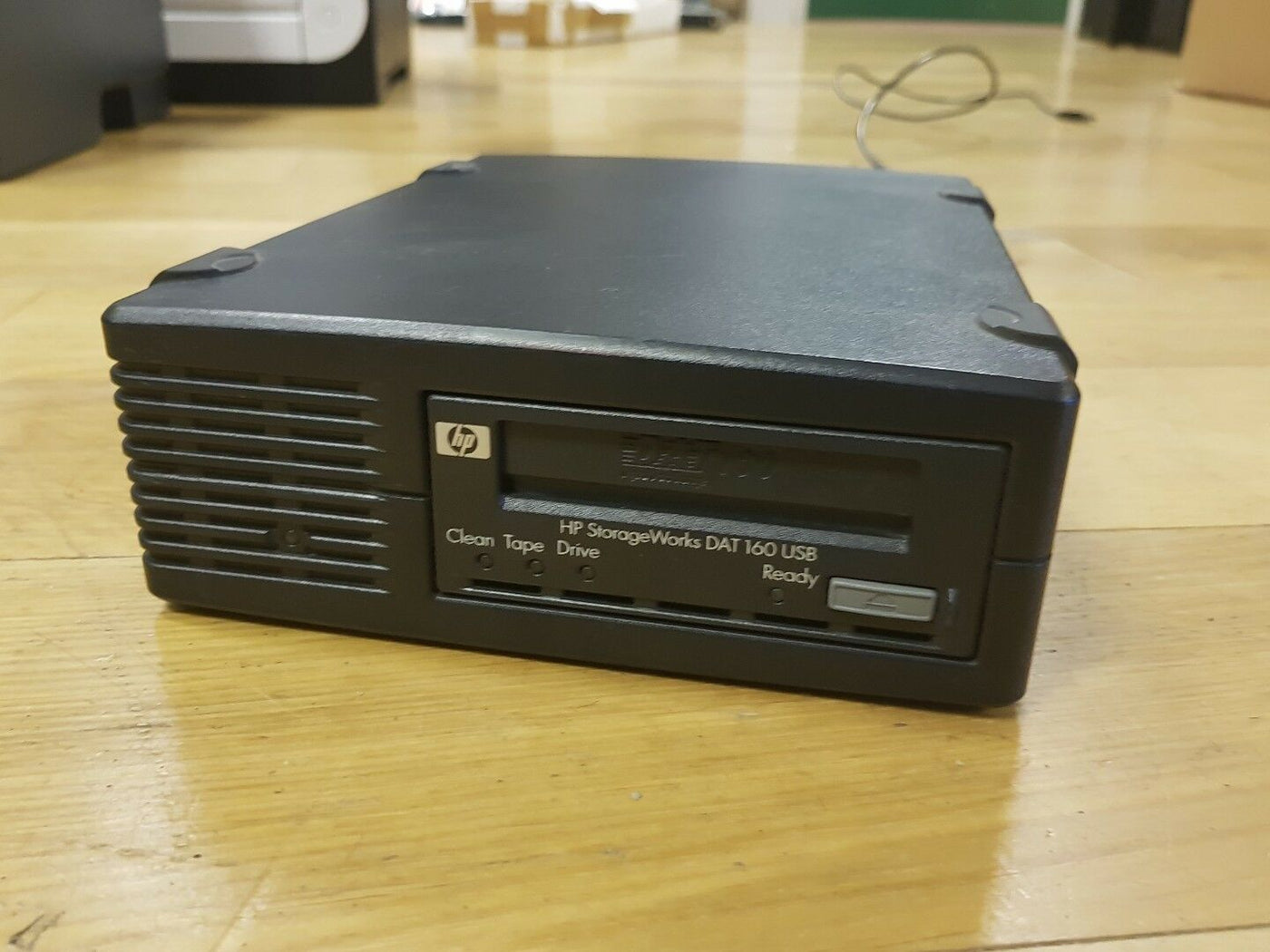HP Storage Works DAT 160 USB (BRSLA 0502 / Q1581A AC USED)