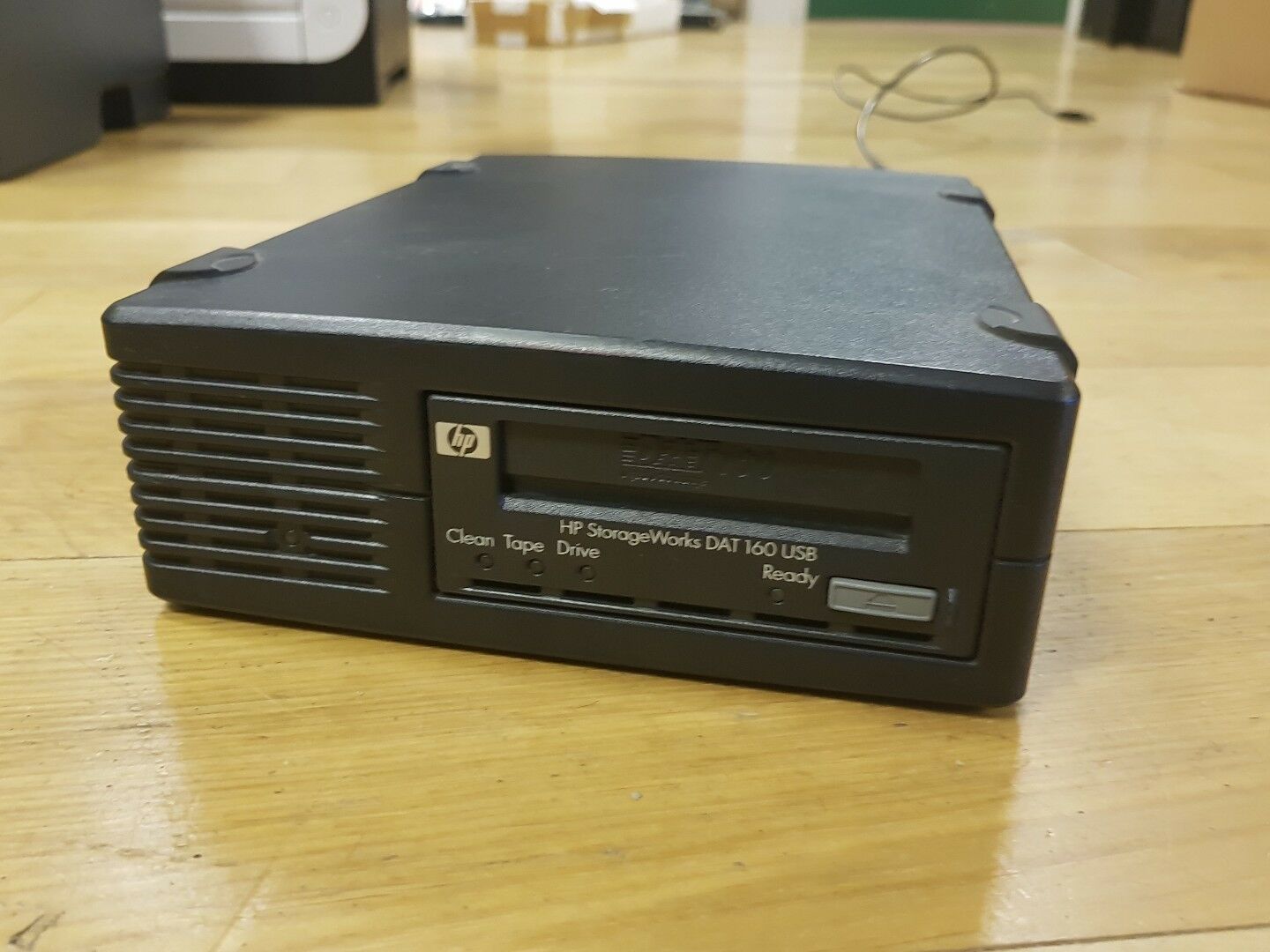 HP Storage Works DAT 160 USB (BRSLA 0502 / Q1581A AC USED)