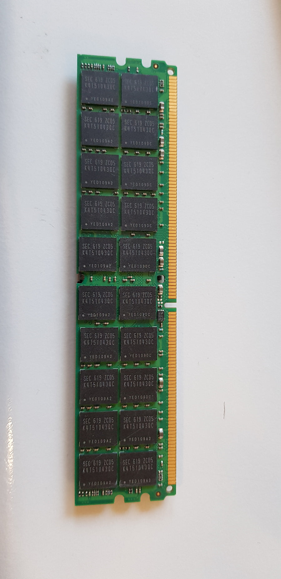 Samsung 2GB DDR2-533MHz PC24200 ECC Fully Buffered CL4 240Pin DIMM Memory Module (M395T5750CZD-CD500)