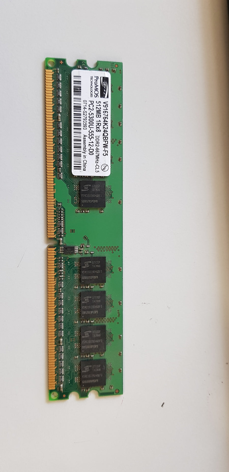 ProMOS 512MB PC2-5300 DDR2-667MHz non-ECC Unbuffered CL5 240-Pin DIMM Single Rank Memory Module ( V916764K24QBFW-F5)