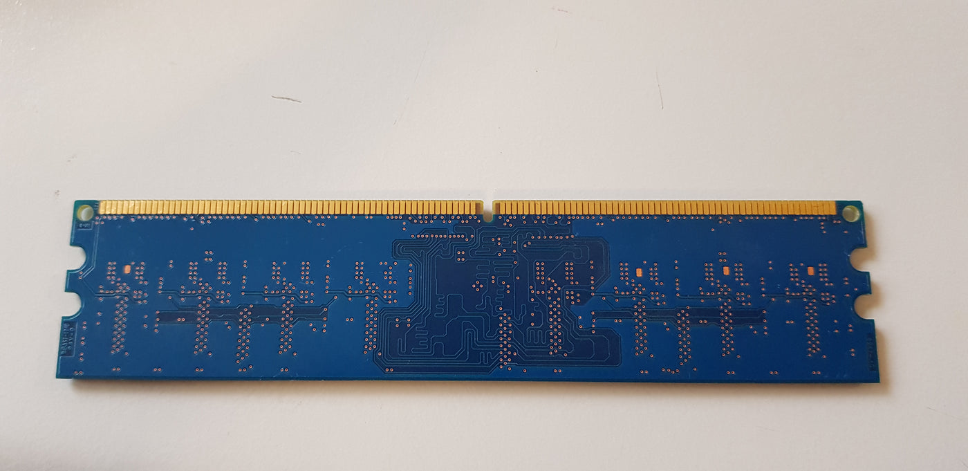 Hynix 1GB 1Rx8 PC2-6400 DDR2-800MHz non-ECC Unbuffered CL6 240-Pin DIMM Memory Module (HMP112U6EFR8C-S6 AB)