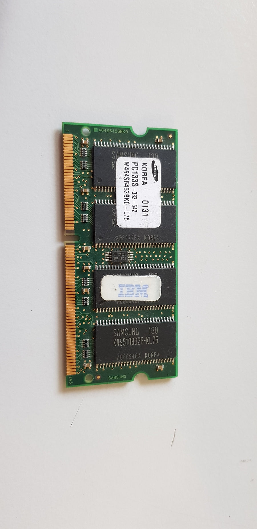Samsung  512MB 144p PC133 CL3 64x8 2Rx8 3.3V SDRAM SODIMM (IBM LABELLED) (M464S6453BK0-L75)