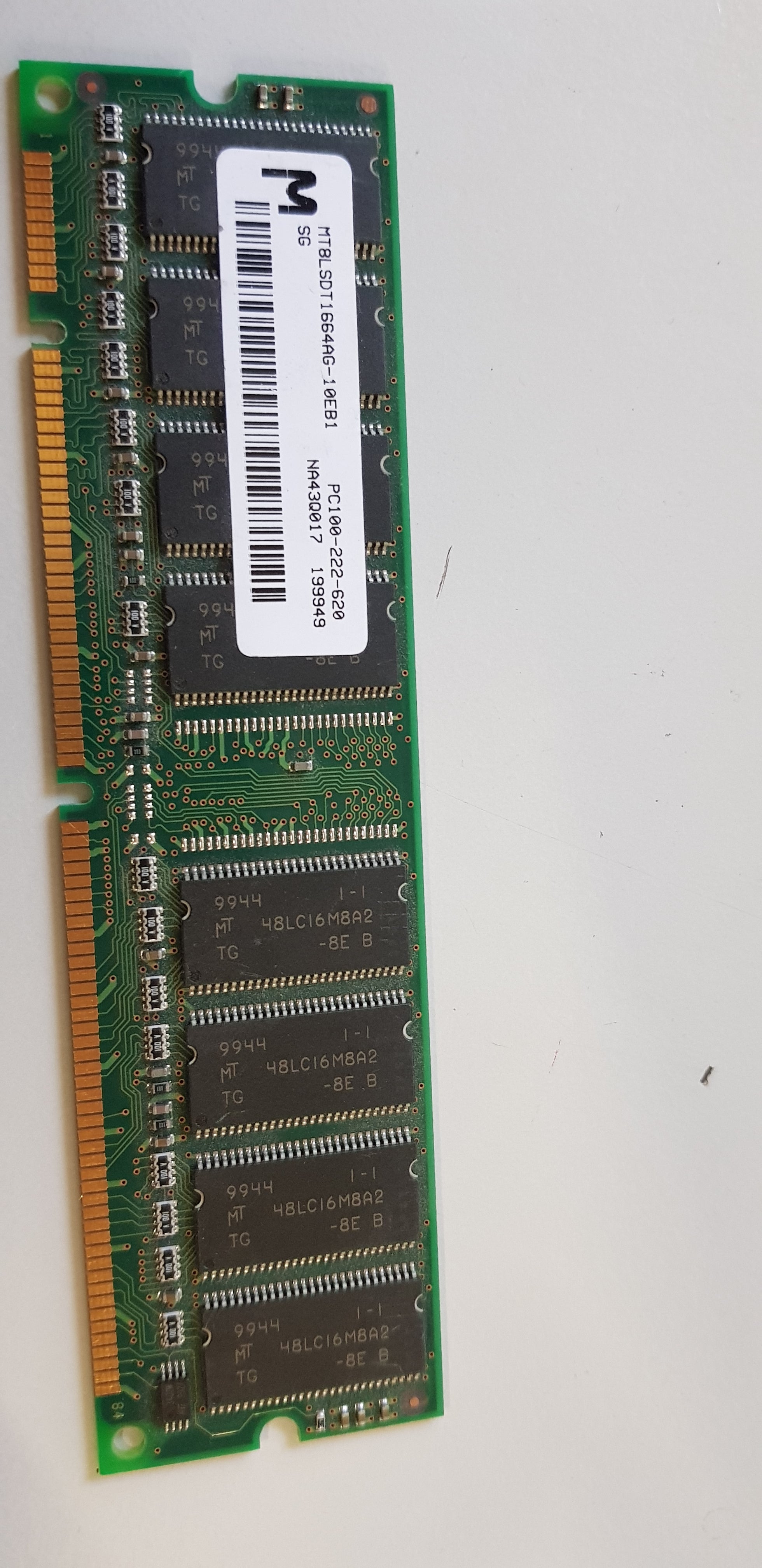 Micron 128MB PC100 100MHz non-ECC Unbuffered CL2 168-Pin DIMM Memory Module (MT8LSDT1664AG-10EB1)