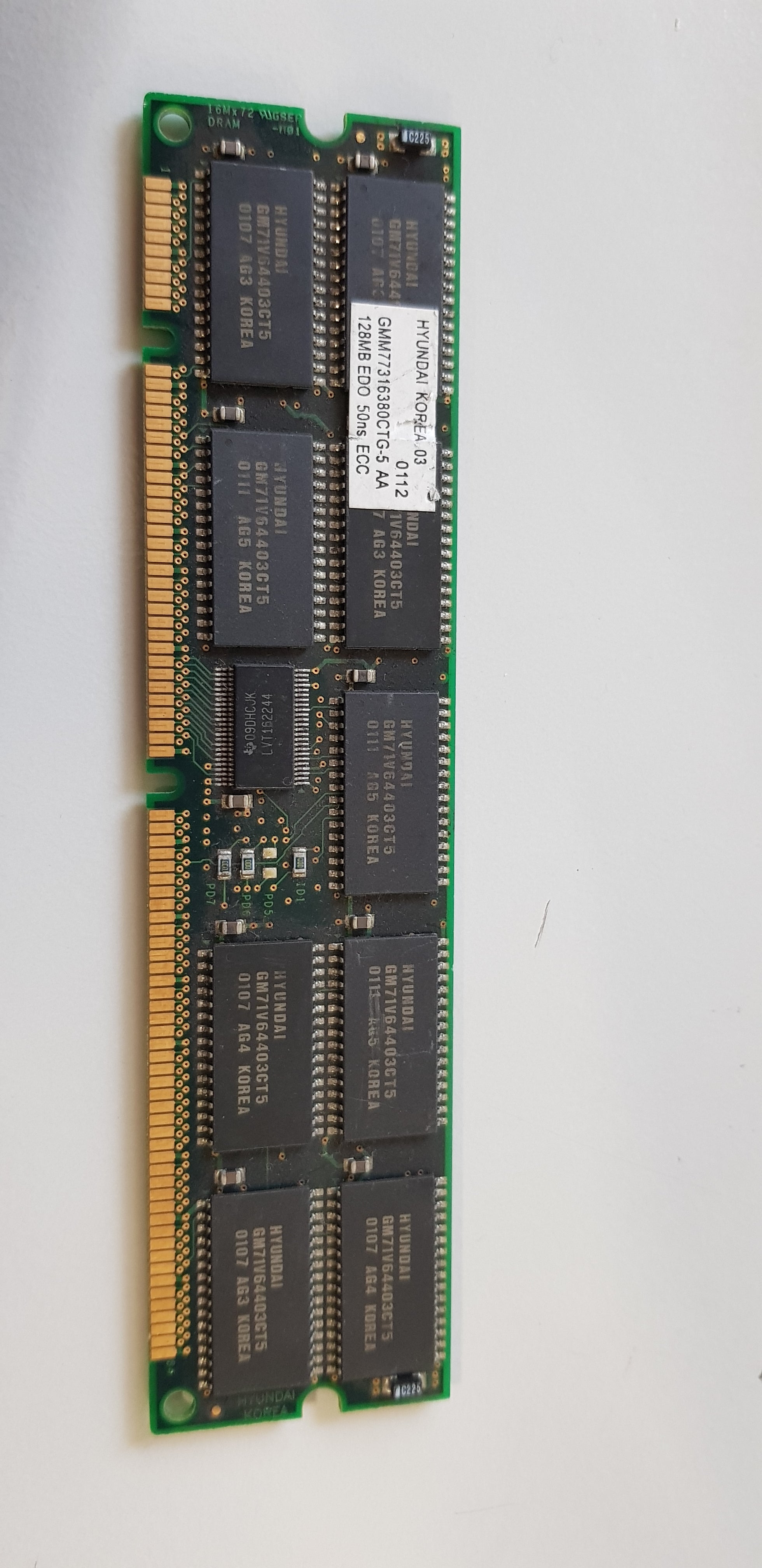 Hyundai/Sun 128MB EDO DIMM 168p Buffered ECC MEMORY MODULE (GMM77316380CTG-5 / 370-3798-02)