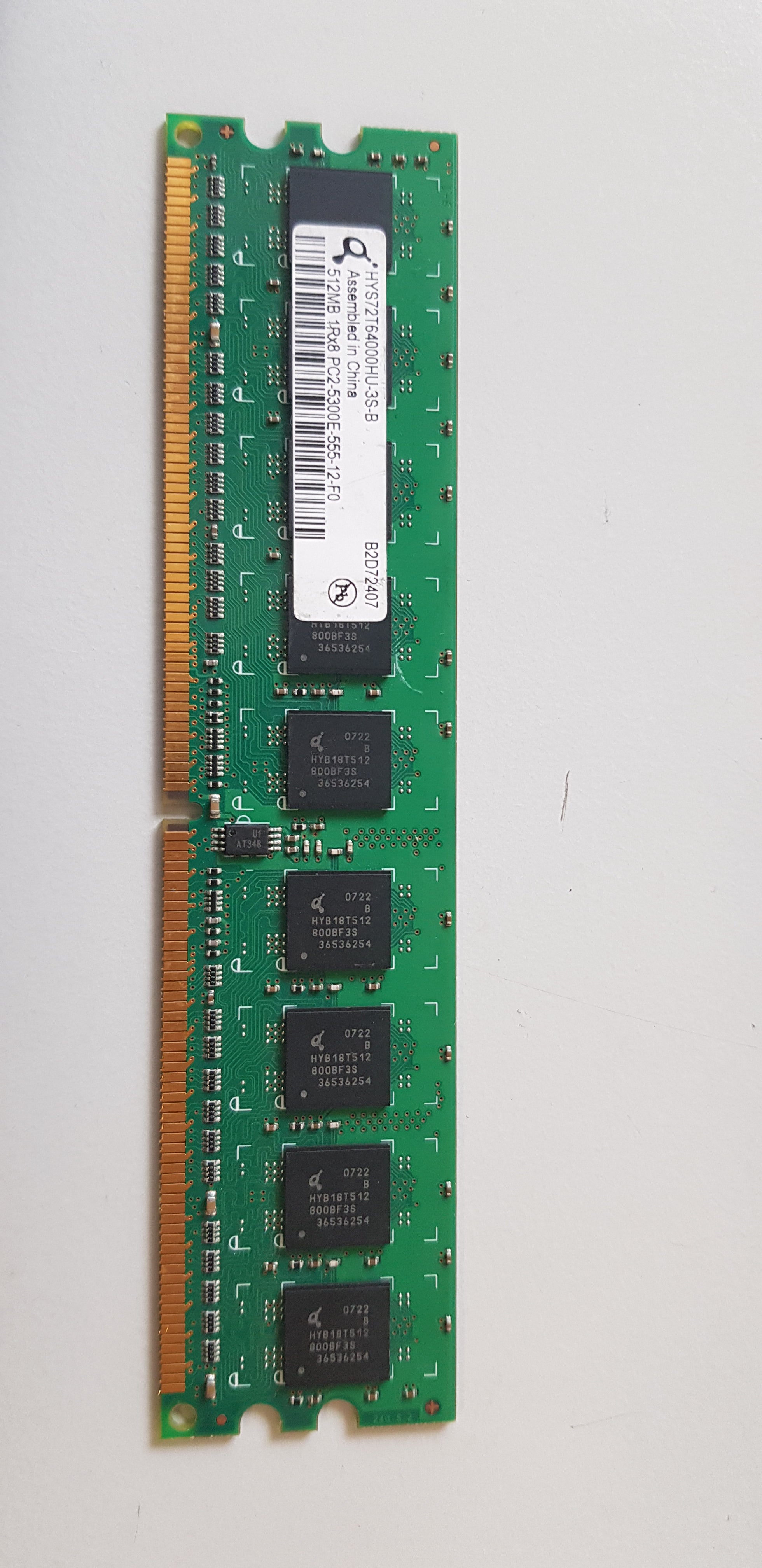 Infineon (Qimonda) 512MB PC2-5300 DDR2-667MHz ECC Unbuffered CL5 240-Pin DIMM Single Rank Memory Module (HYS72T64000HU-3S-B)