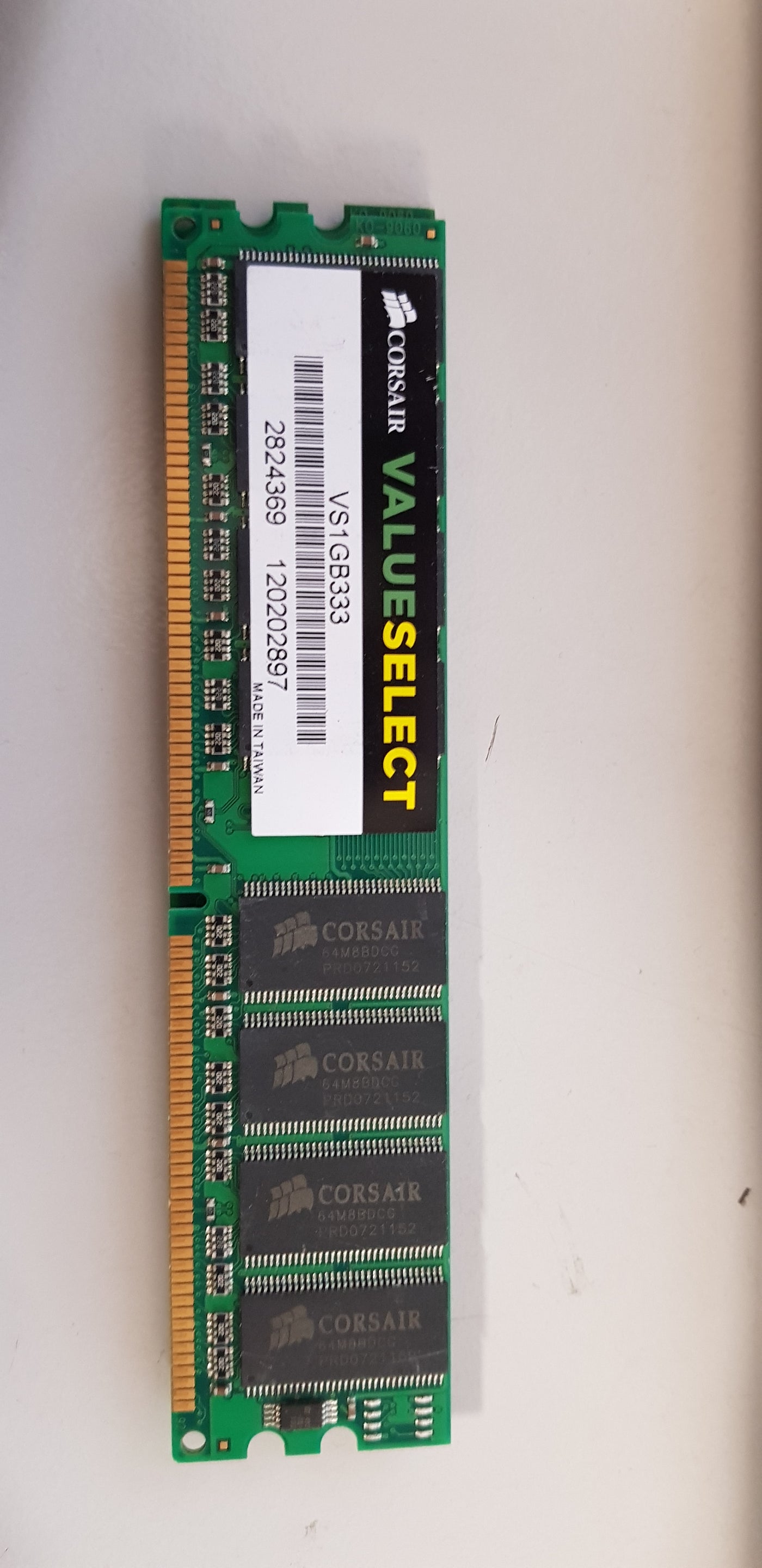 Corsair Value Select 1GB DDR 333 Mhz CL2.5 184 Pin DIMM Desktop Memory Module (VS1GB333)
