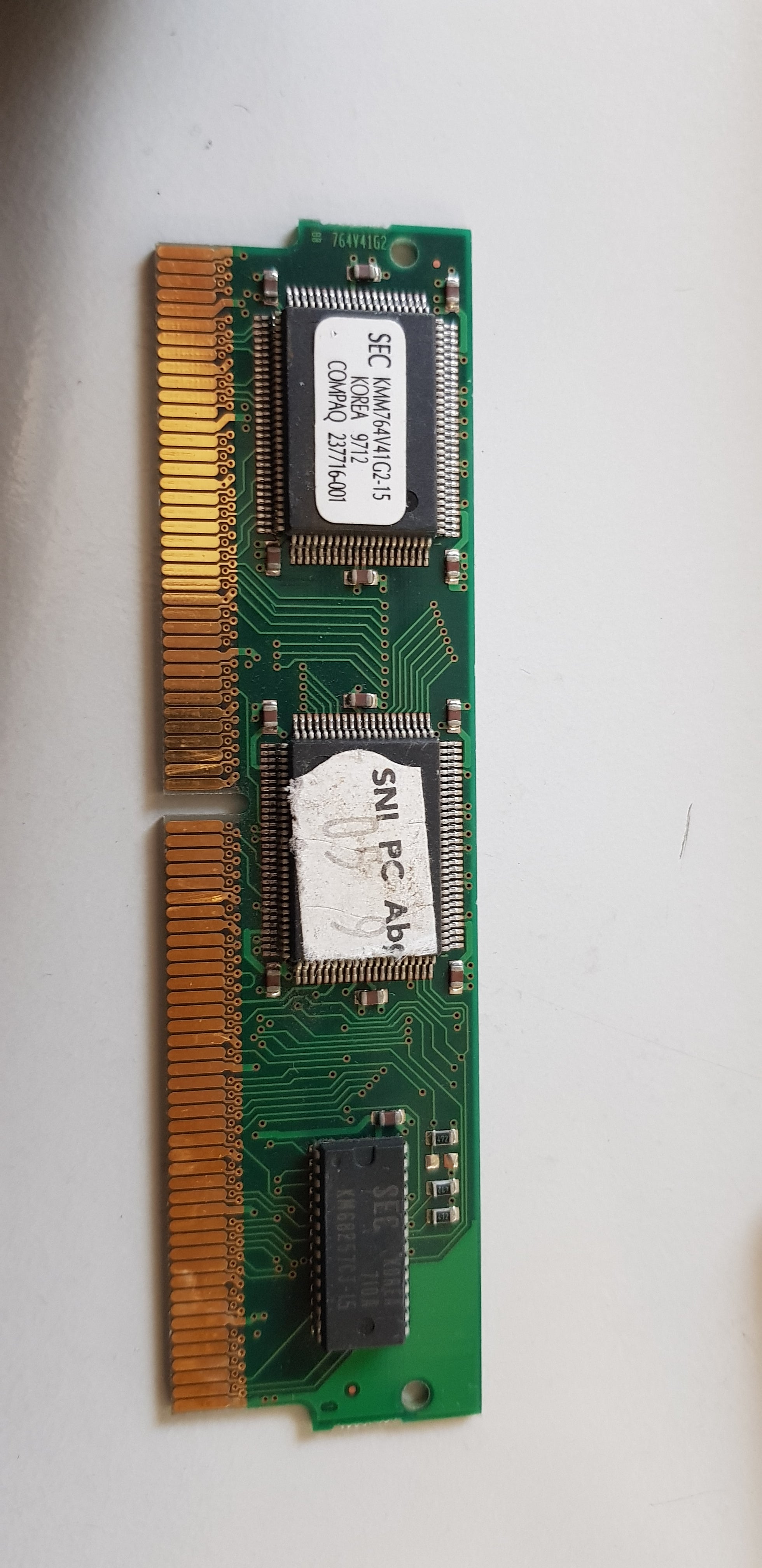 Samsung 256K PC66 L2 Cache SRAM 160-pin DIMM for IBM PC750 PC330 (KMM764V41G2-15)