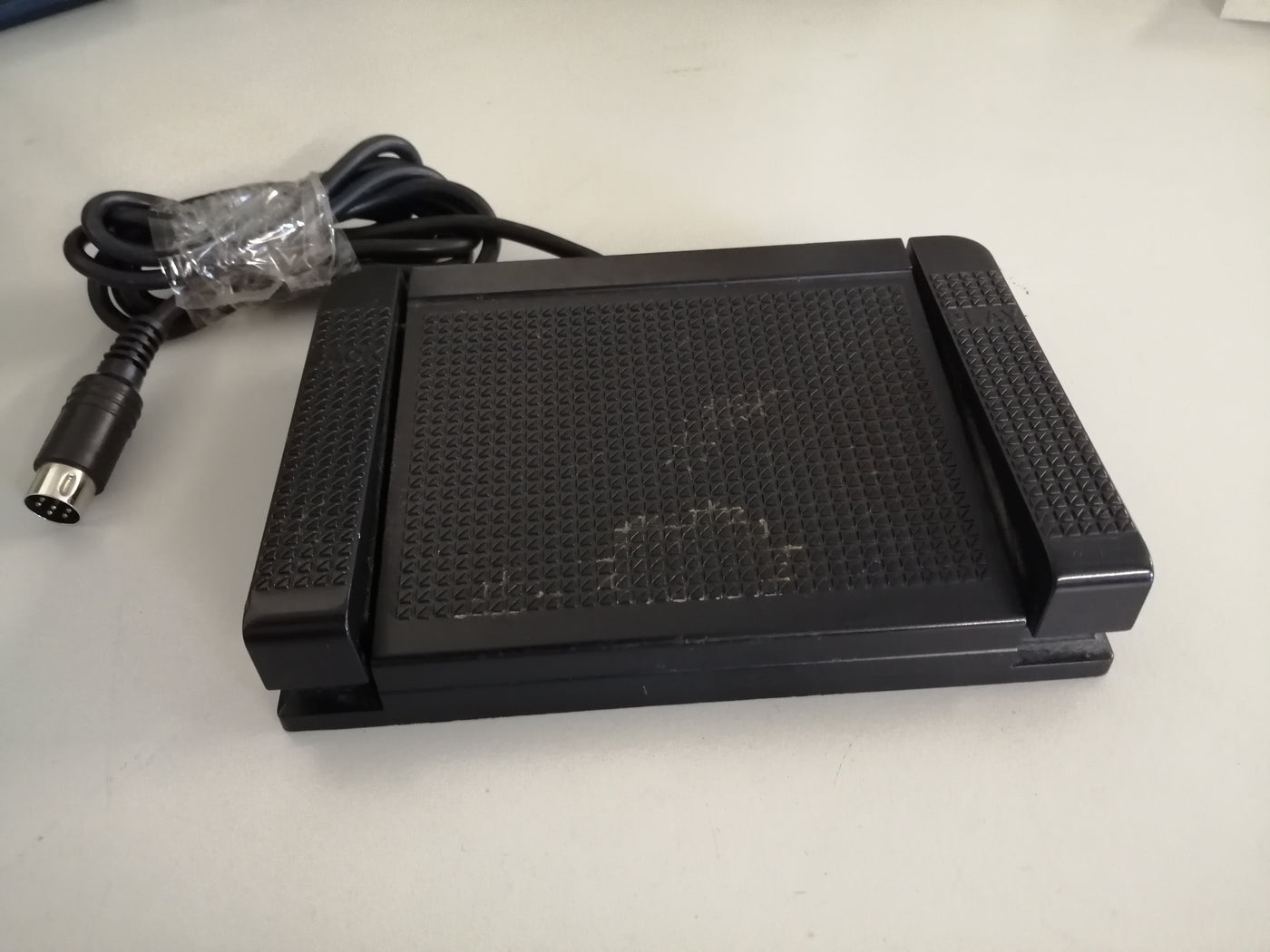 Sanyo Transcription Foot Pedal FS-53  SIX PIN ( FS-53    Sanyo USED )
